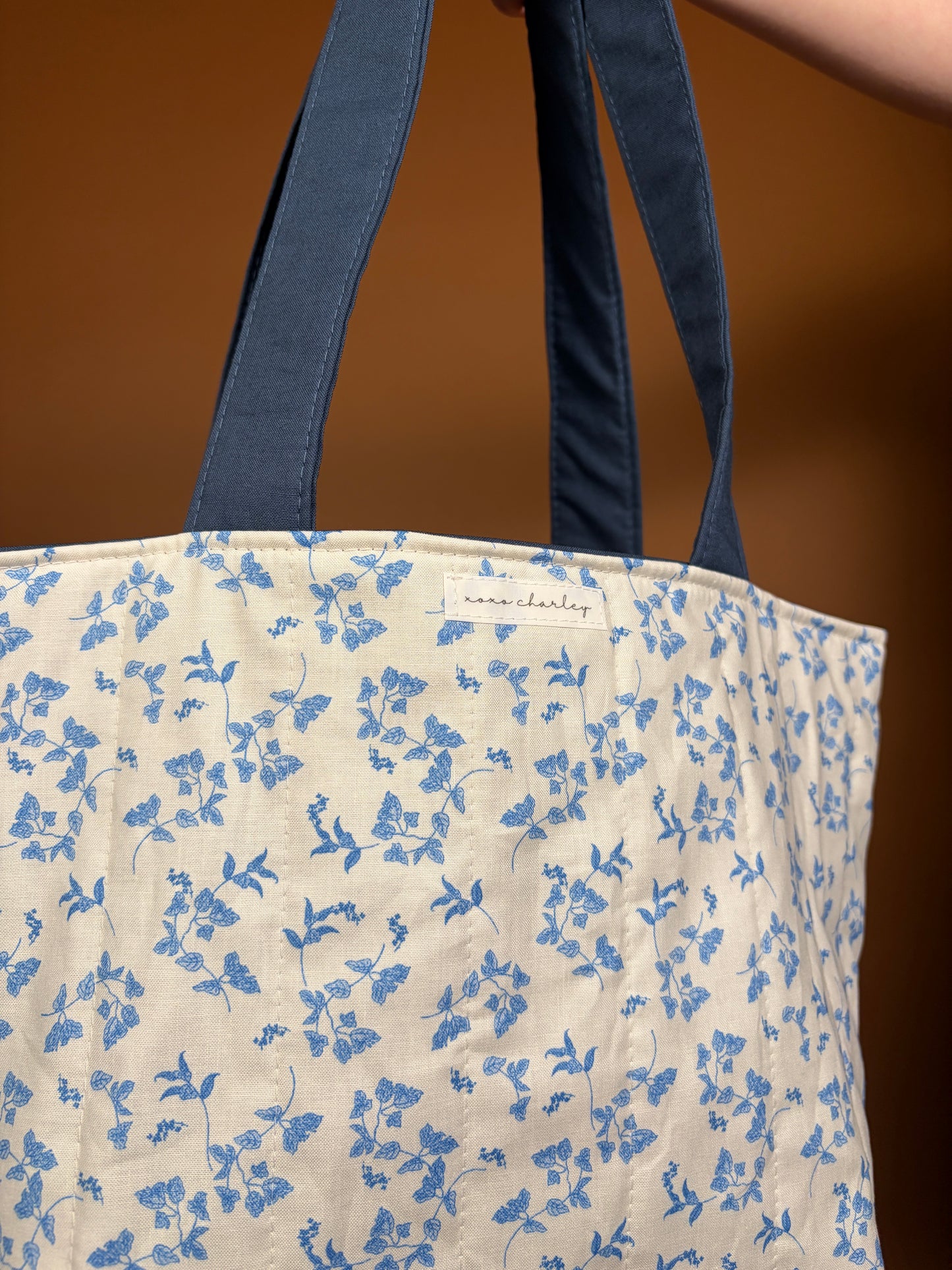 Valerie Tote Bag *limited-edition*