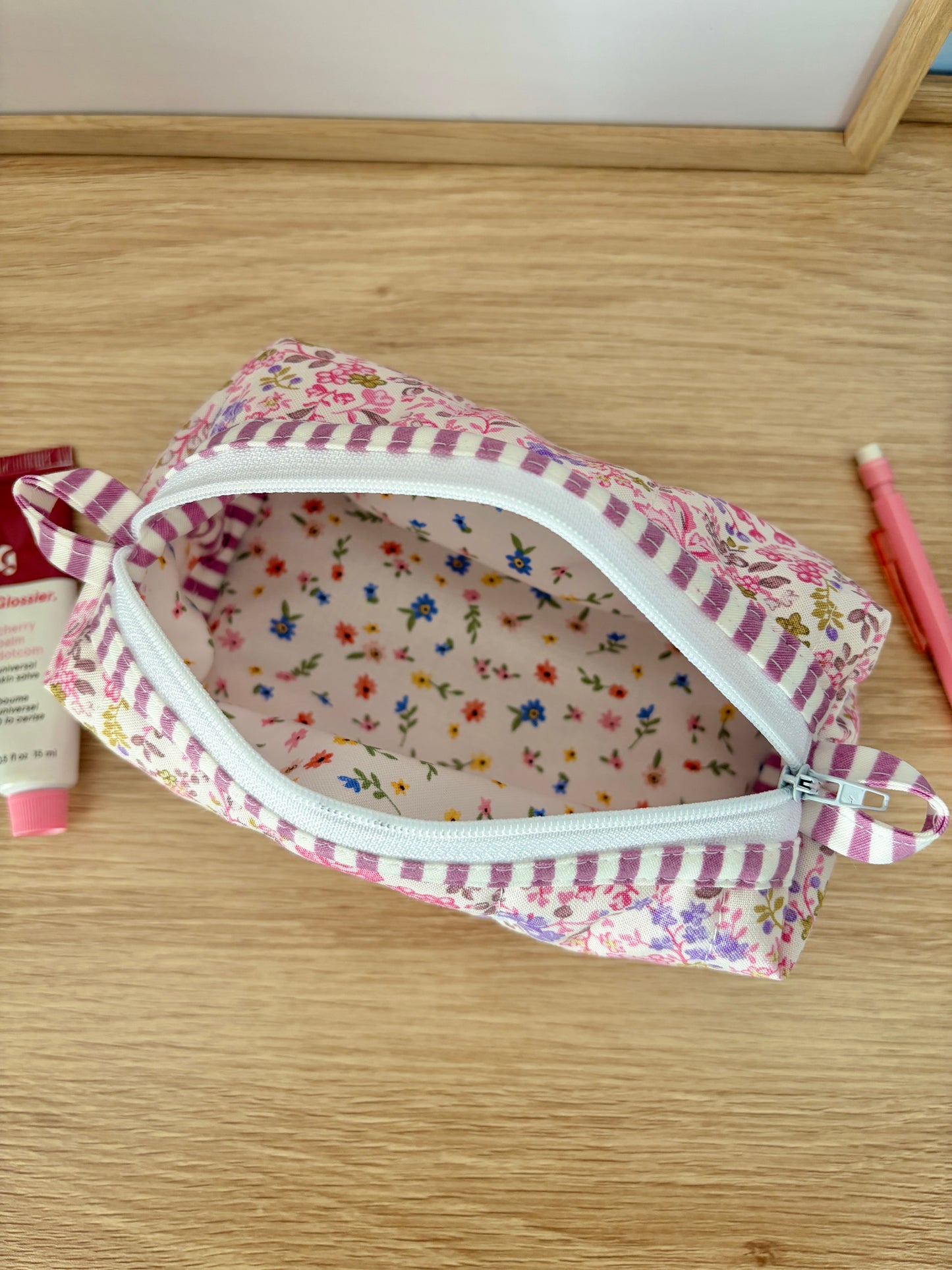 The Ditsy Picnic Pink Colorblock Bag - Purple/Mini Flowers