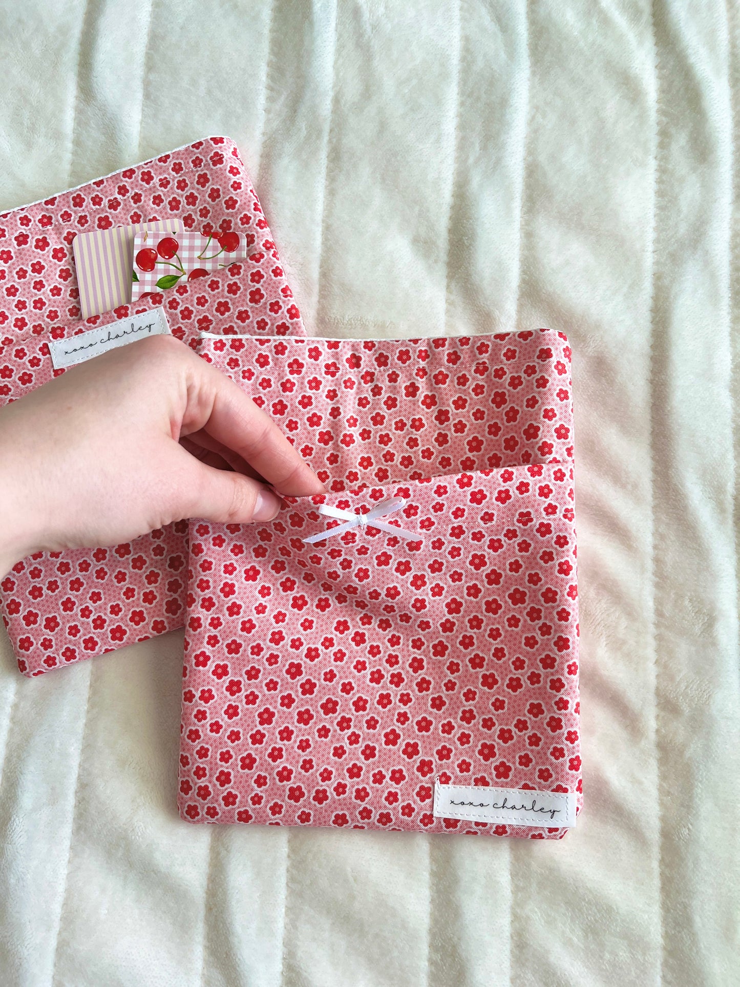The Amelia Kindle Sleeves