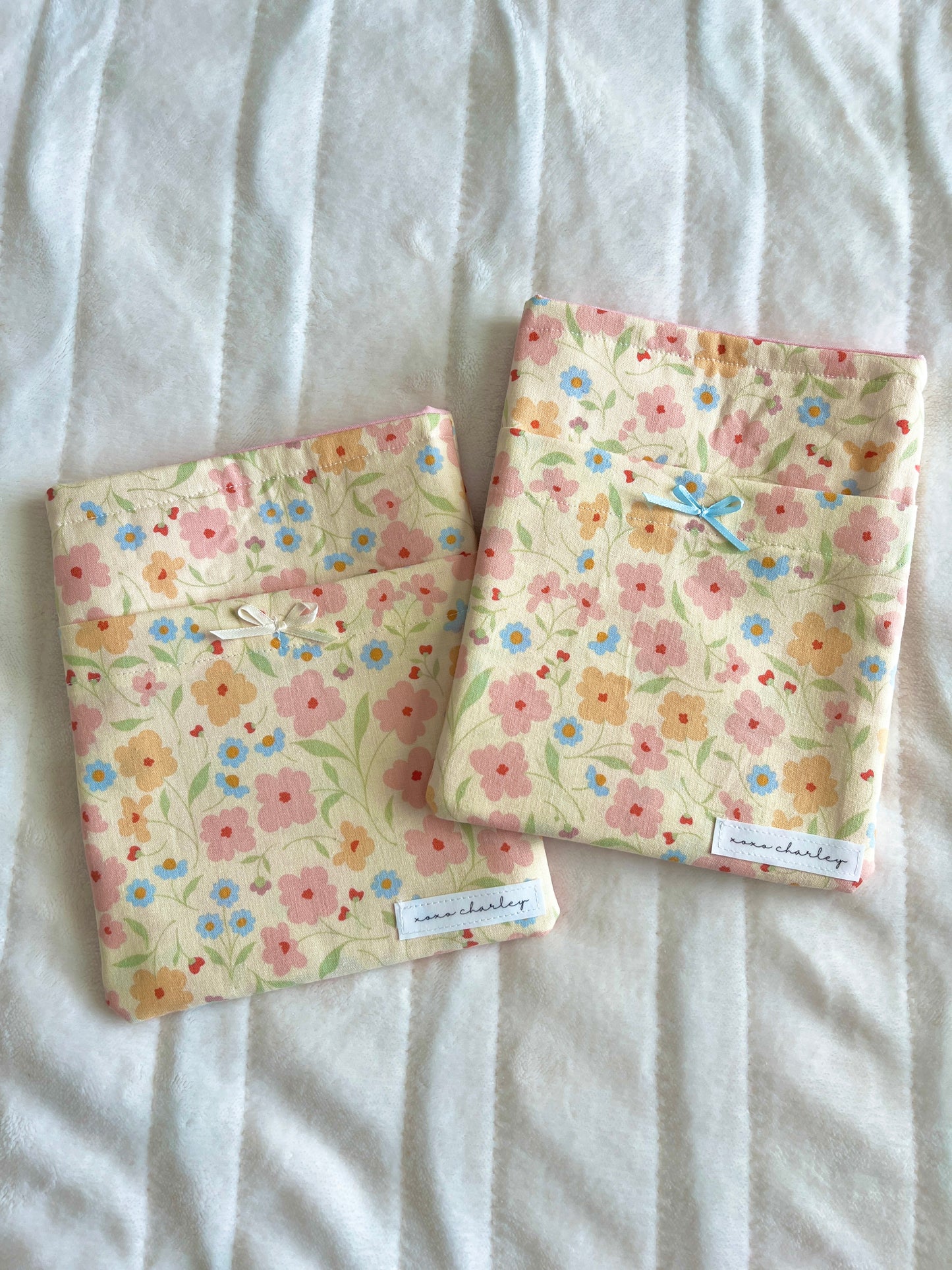 The Summer Kindle Sleeves