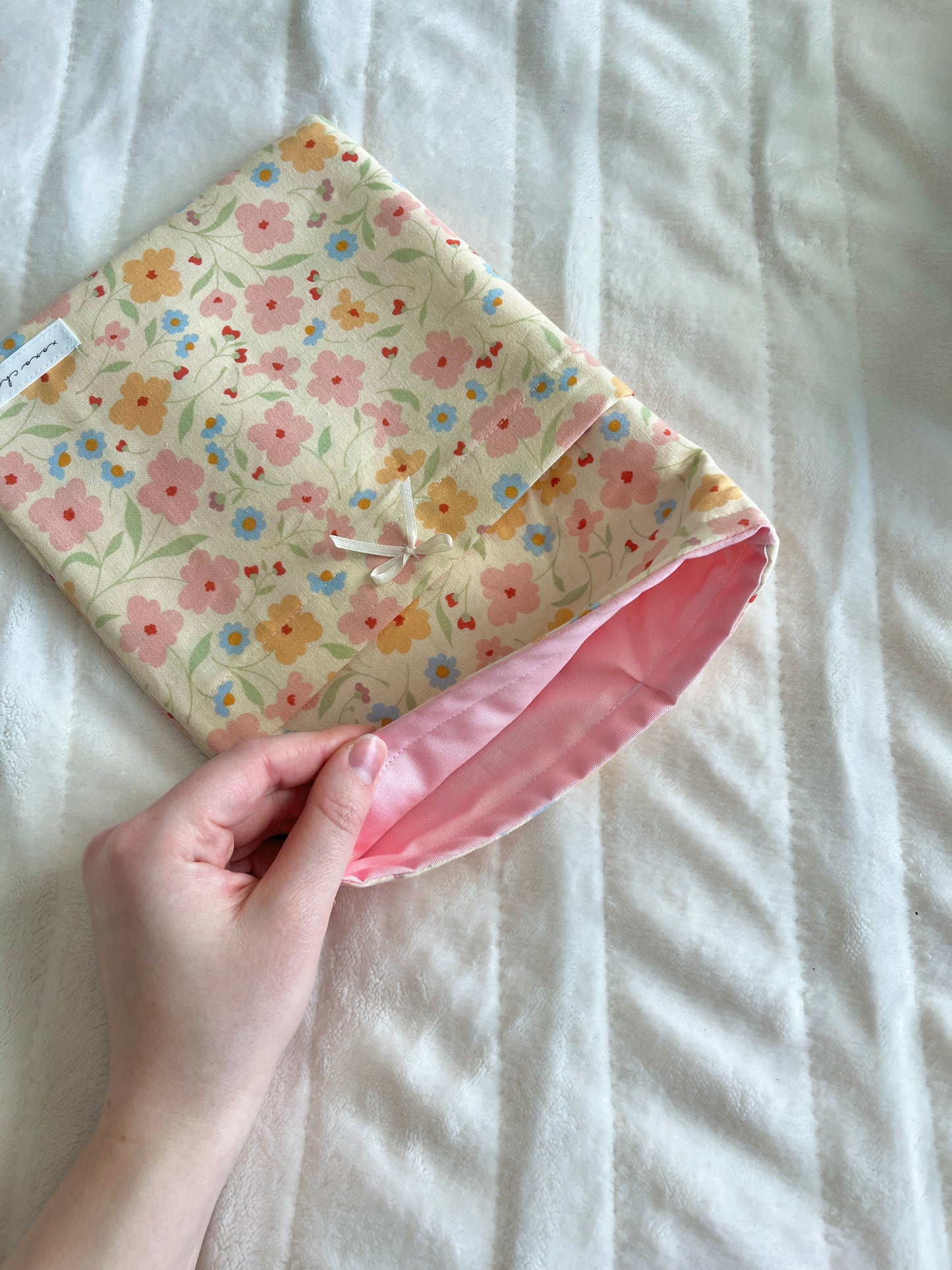 The Summer Medium Book Sleeve with yellow bow
