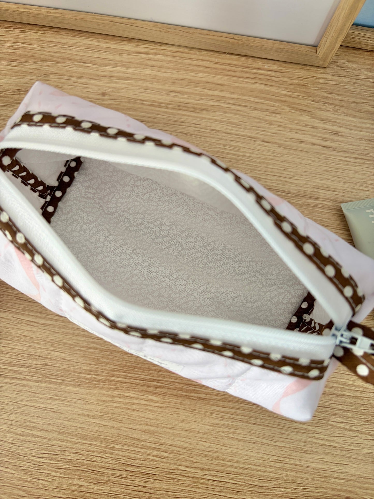 The Large Pink Bow Colorblock Bag - Brown/White