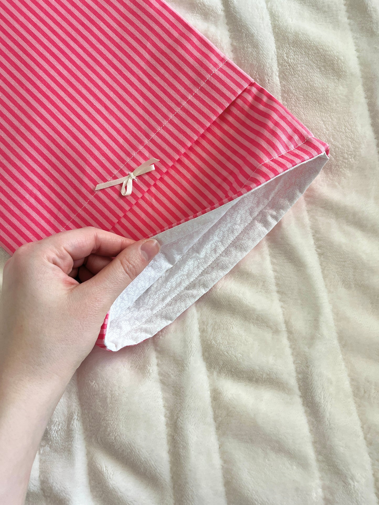 The Scarlett Large Book Sleeves