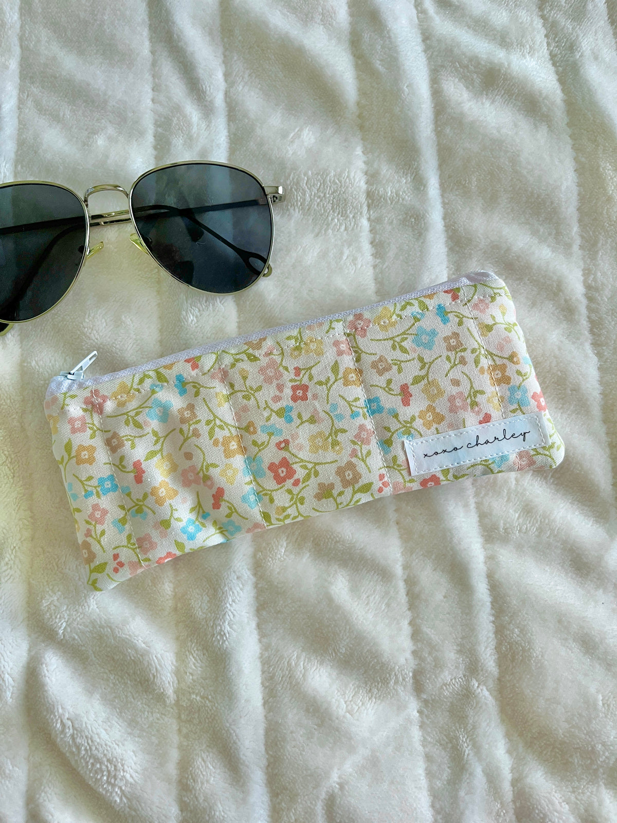 Hailey pencil and glasses case: floral zipper pouch, white lining