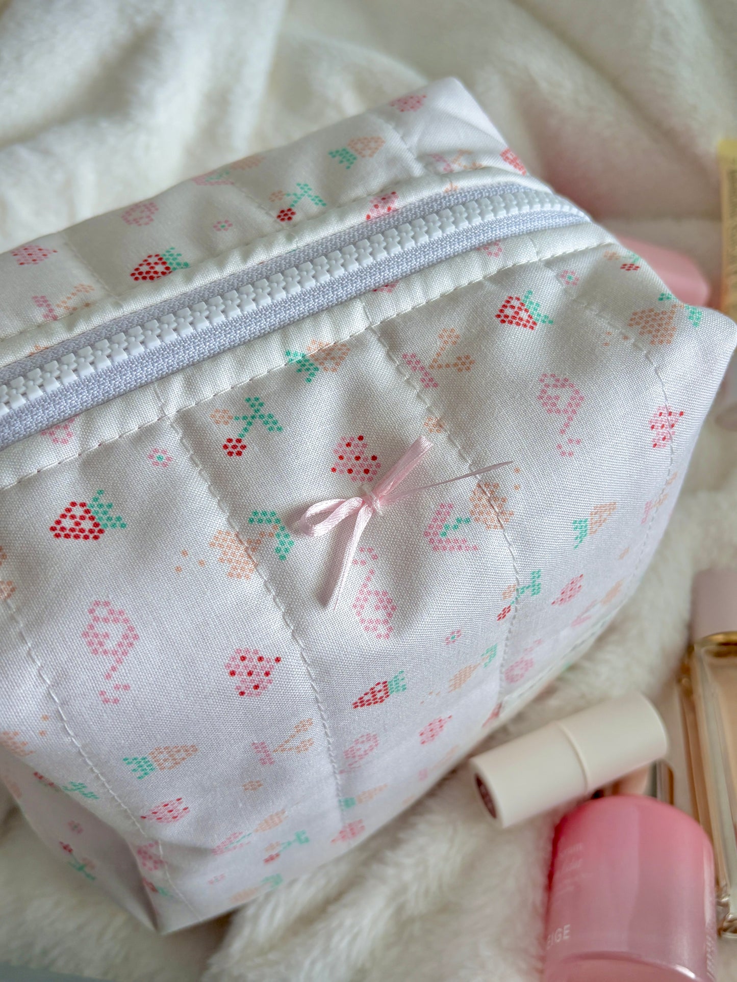 Pixel Picnic Medium Makeup Bag with Light Pink Bow*limited-edition*