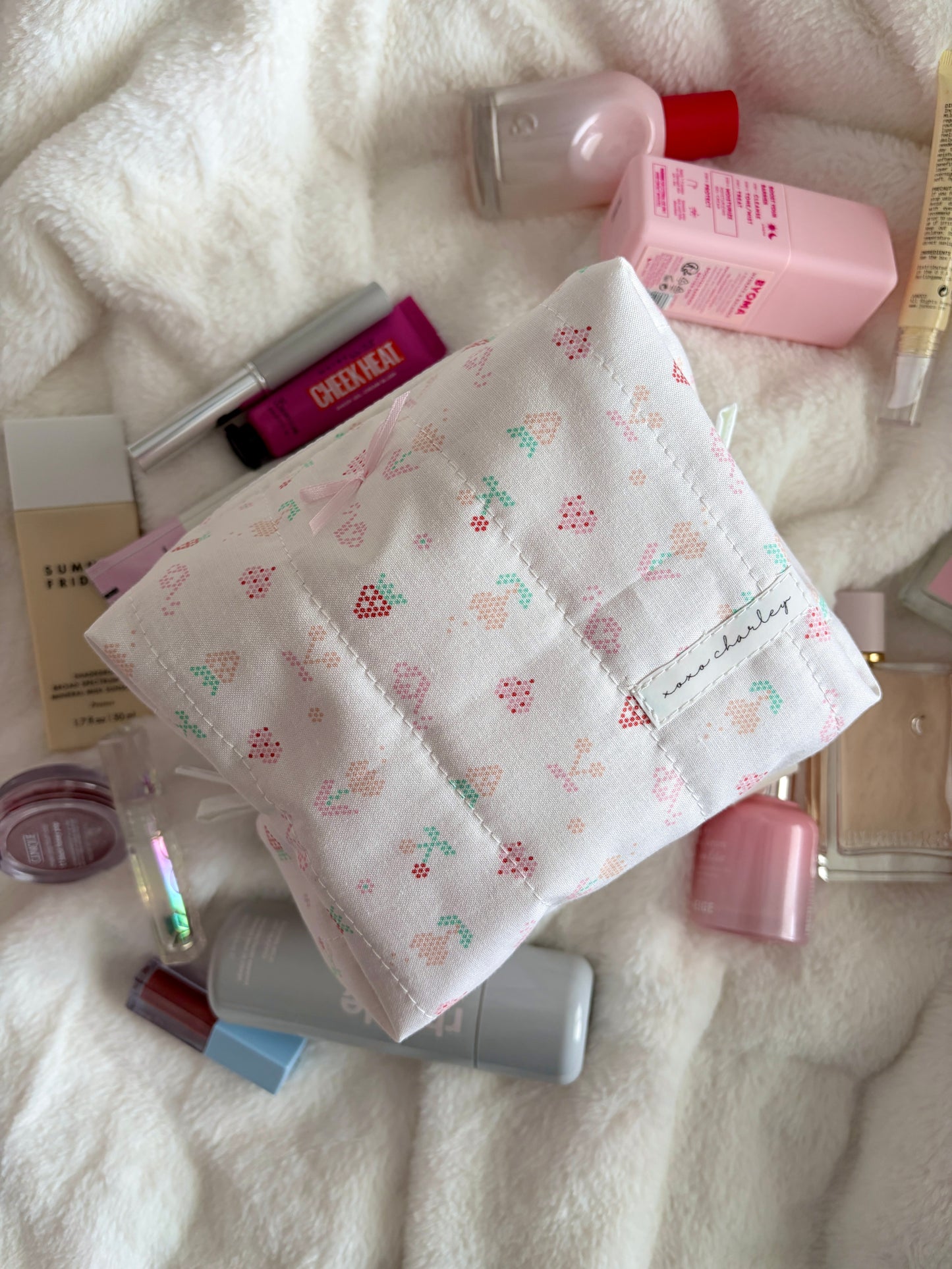 Pixel Picnic Medium Makeup Bag with Light Pink Bow*limited-edition*