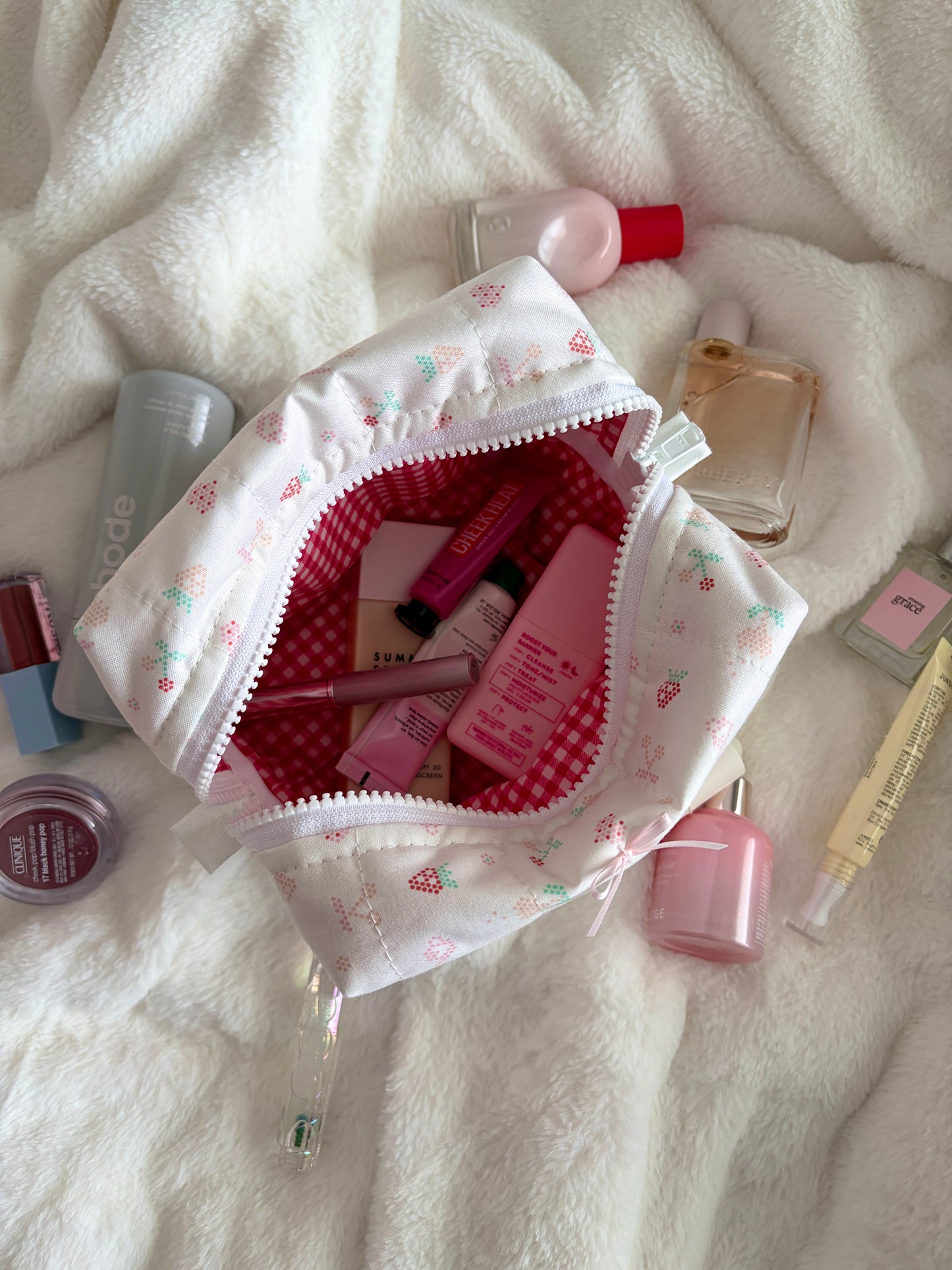 Pixel Picnic Medium Makeup Bag with Light Pink Bow*limited-edition*