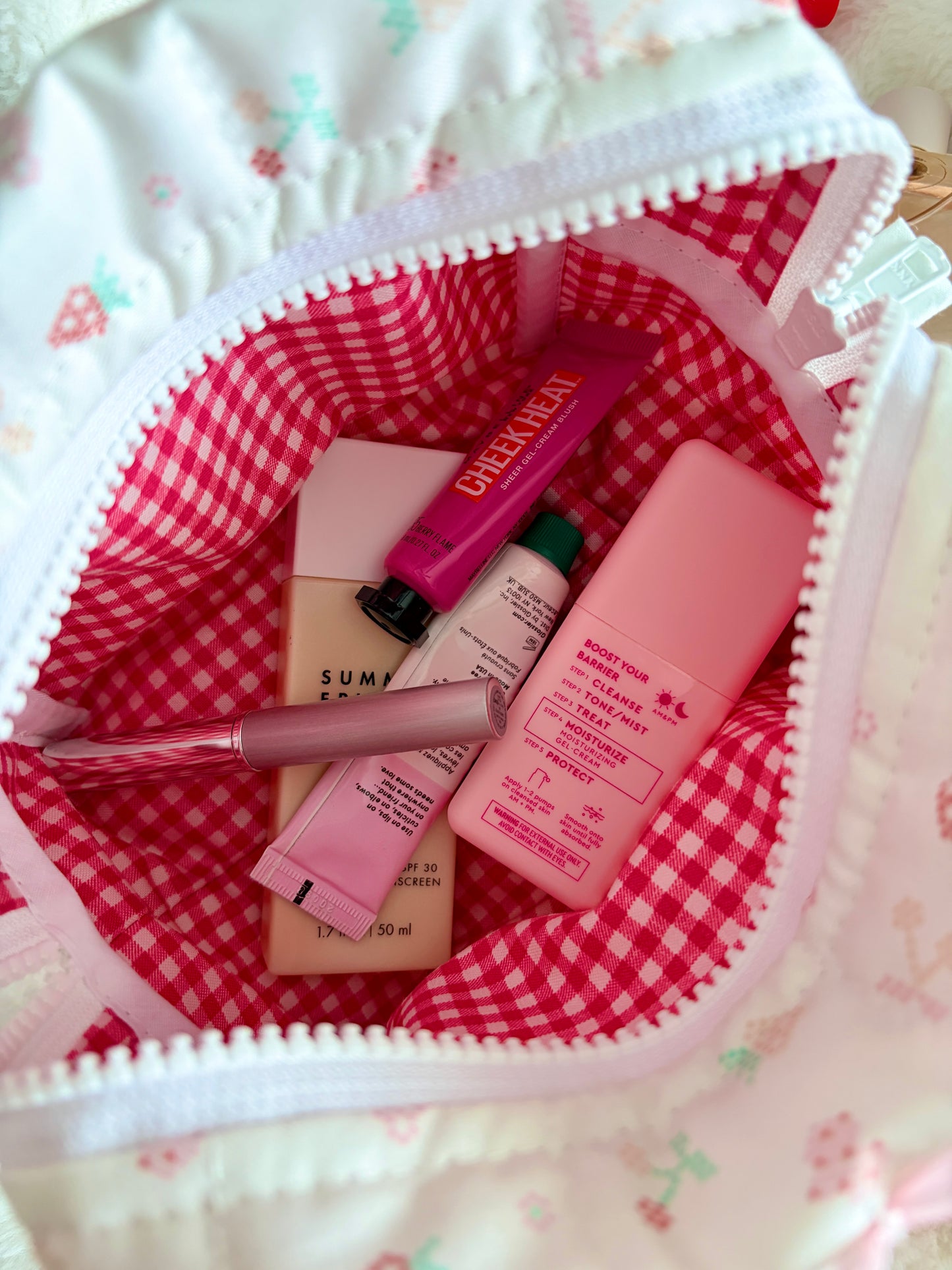 Pixel Picnic Medium Makeup Bag with Light Pink Bow*limited-edition*