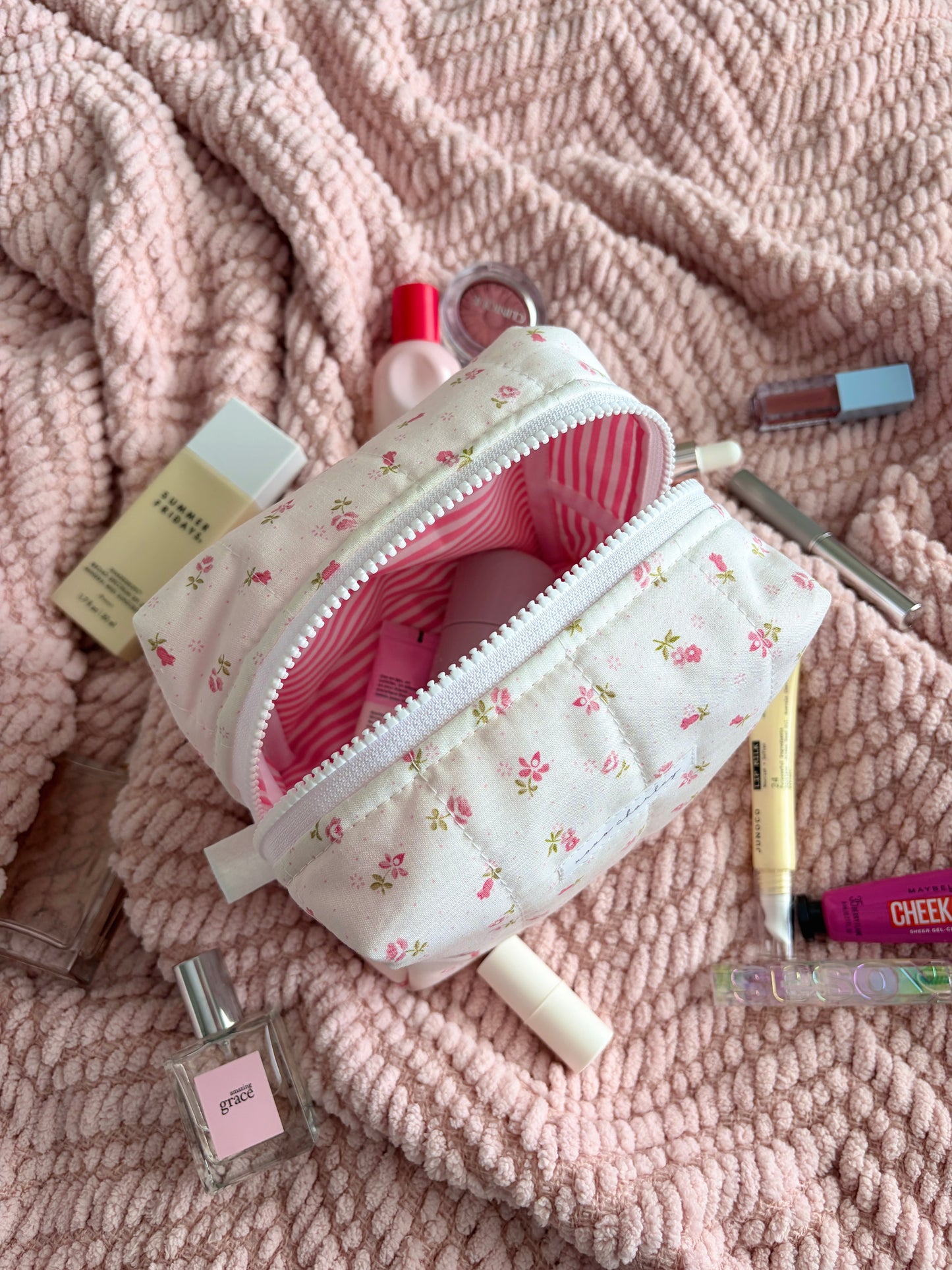 Pink Chantilly Medium Makeup Bag *limited-edition*