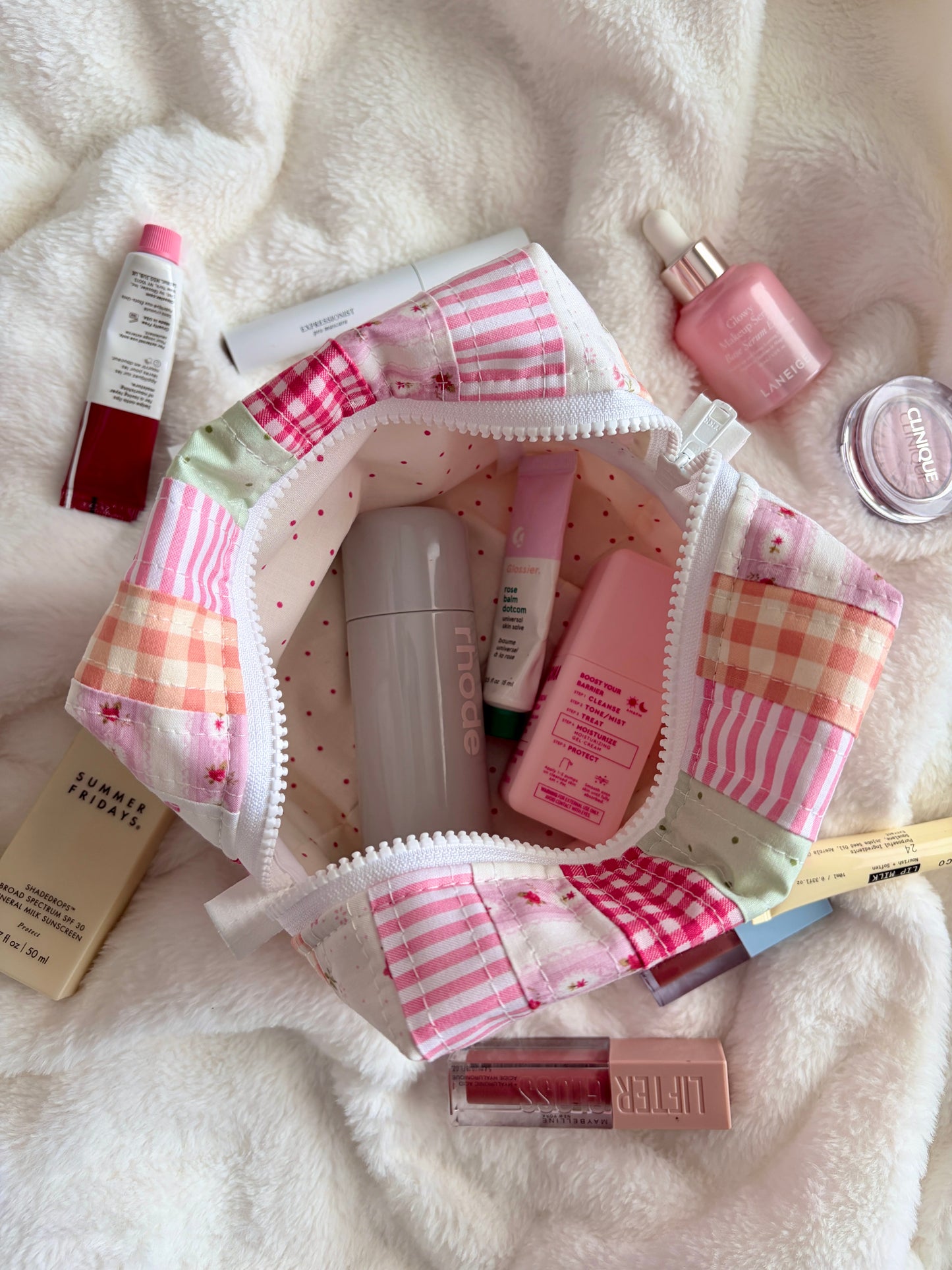 Sweet Signature Medium Makeup Bag *limited-edition*