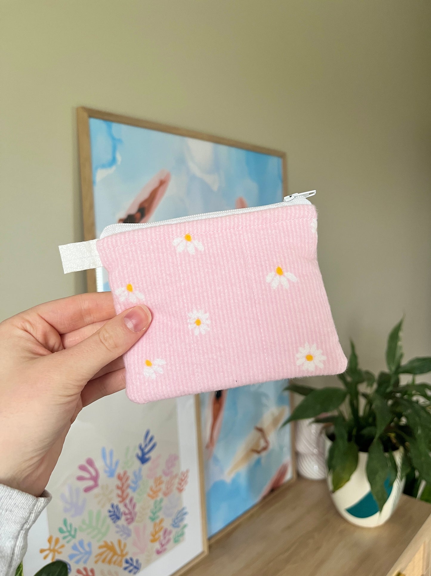 The Daisies on Pink Keychain Wallet