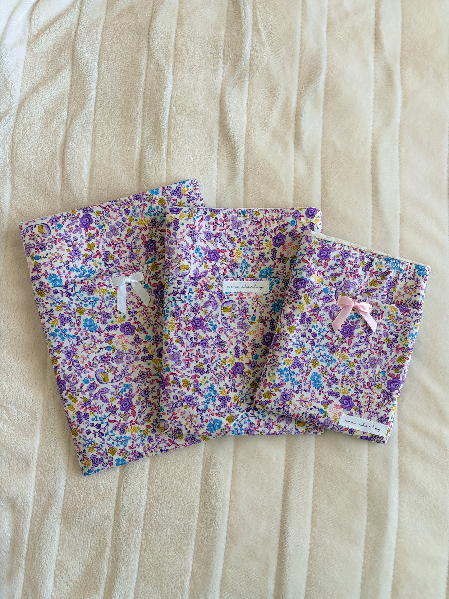 Ditsy Picnic Purple E-Reader/Book Sleeve
