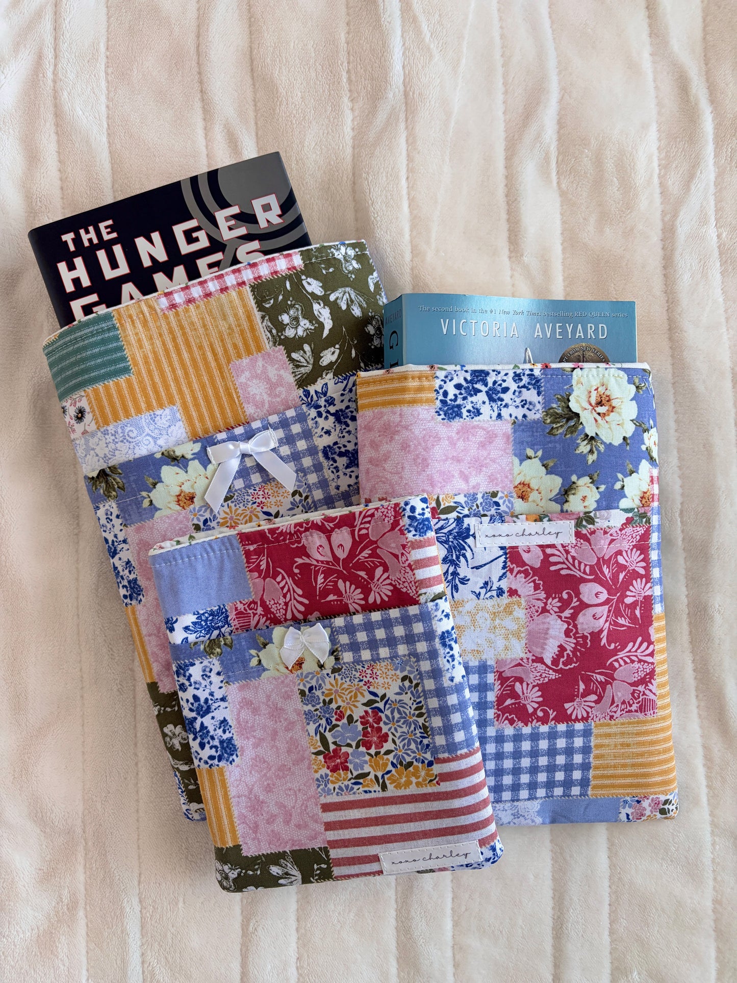 Colorful Picnic E-Reader/Book Sleeve