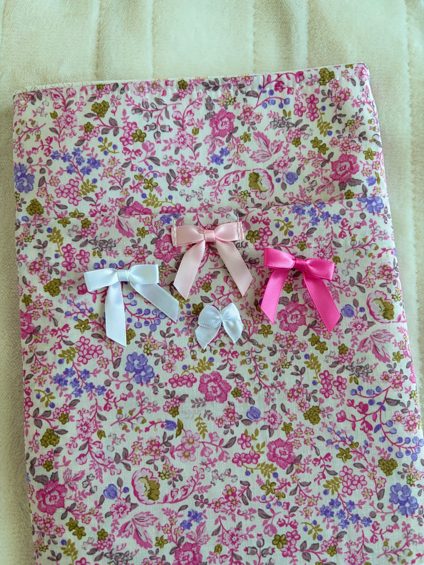 Ditsy Picnic Pink E-Reader/Book Sleeve