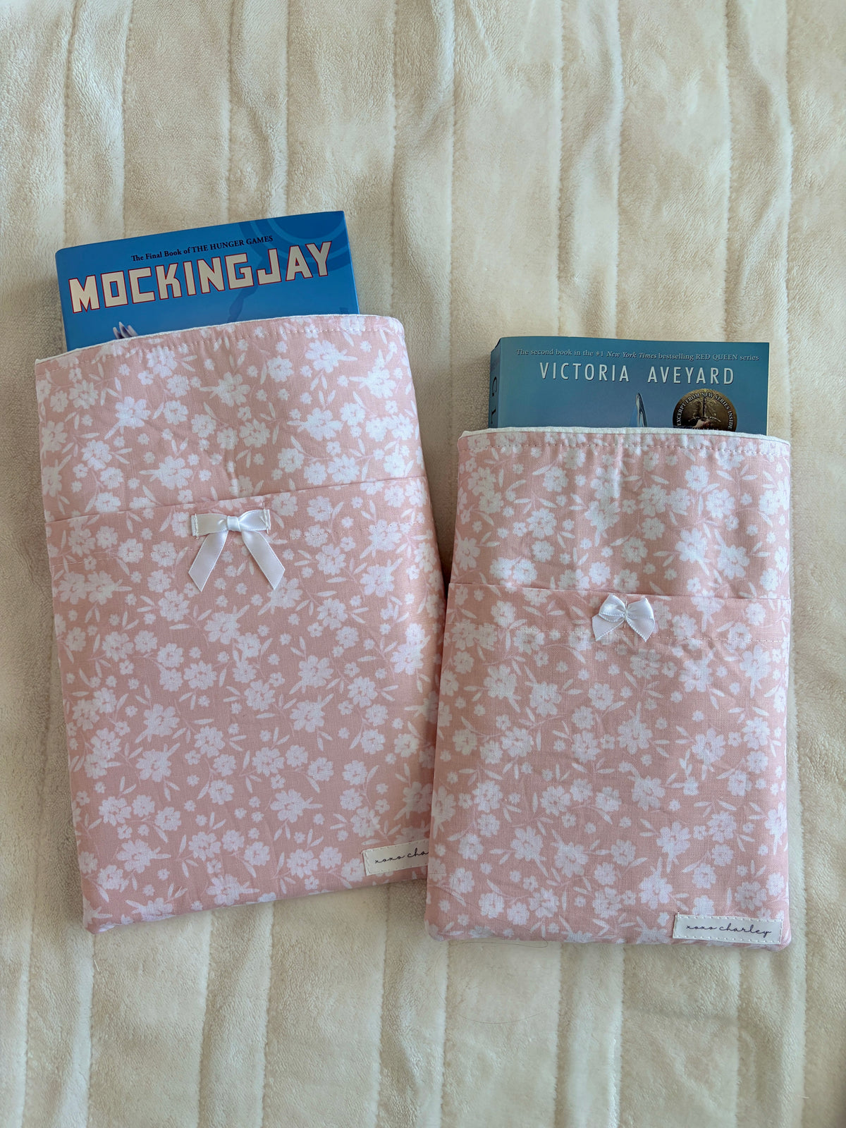Floral ballerina e-reader/book sleeve, pale pink floral print with white ribbon bow