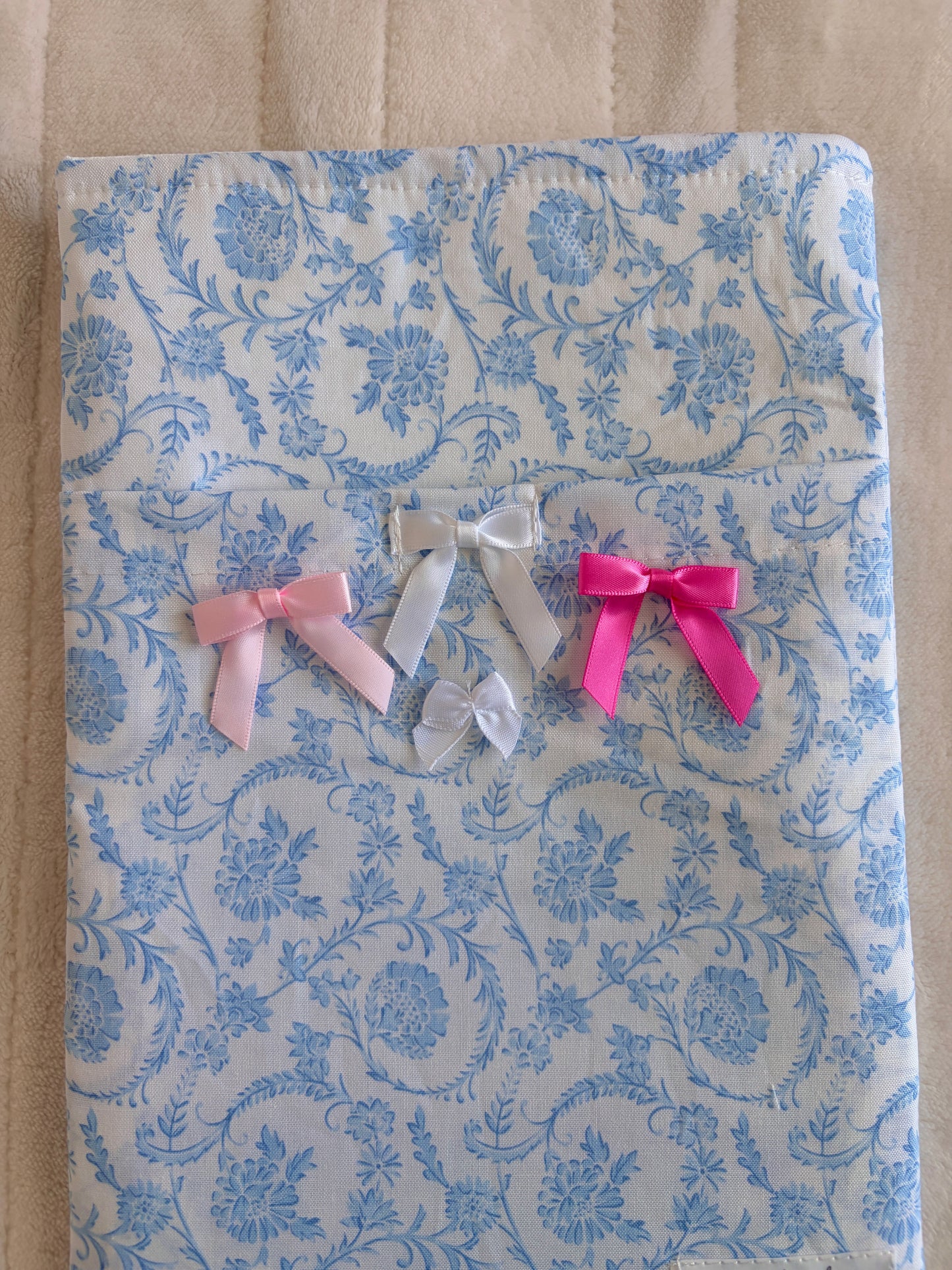 Vintage Blue E-Reader/Book Sleeve