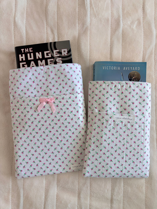 Mini Roses E-Reader/Book Sleeve