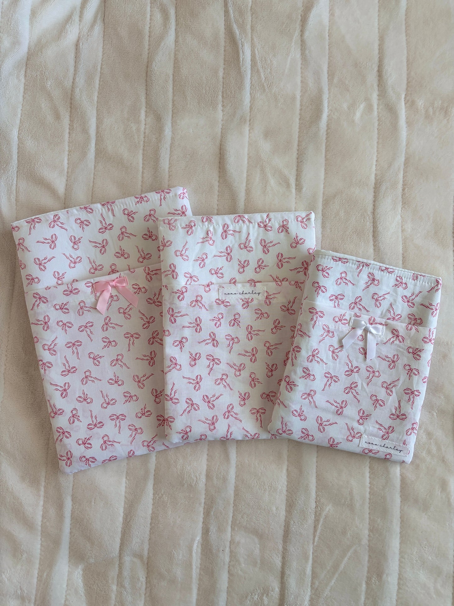 Mini Pink Bows E-Reader/Book Sleeve