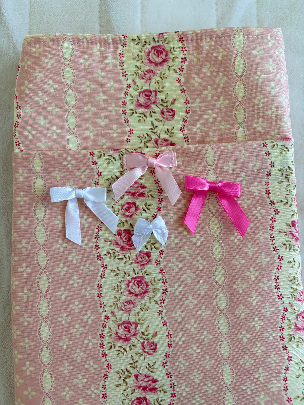 Floral e-reader/book sleeve, light pink with vertical rose panel and satin bows