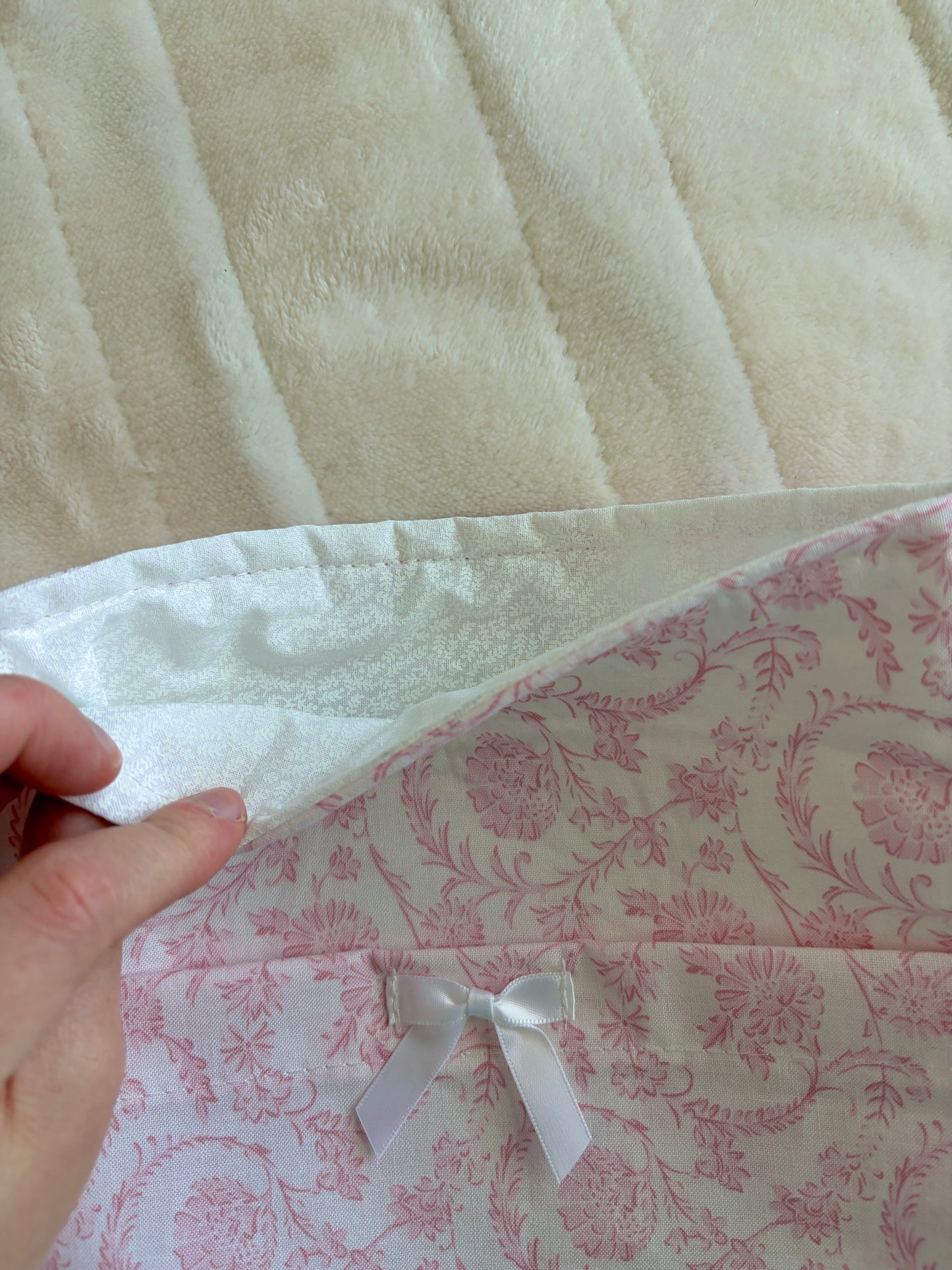 Vintage Pink E-Reader/Book Sleeve