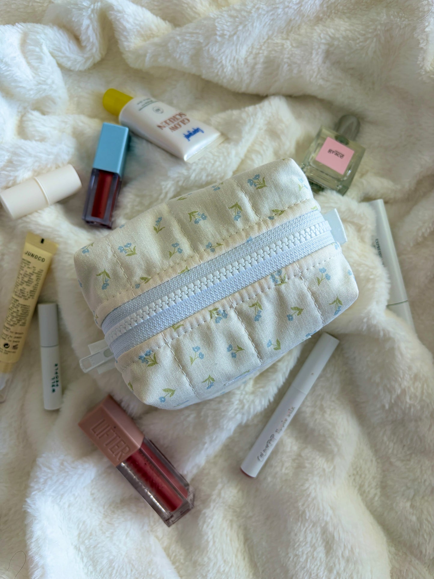 Periwinkle Mini Makeup Bag *limited-edition*