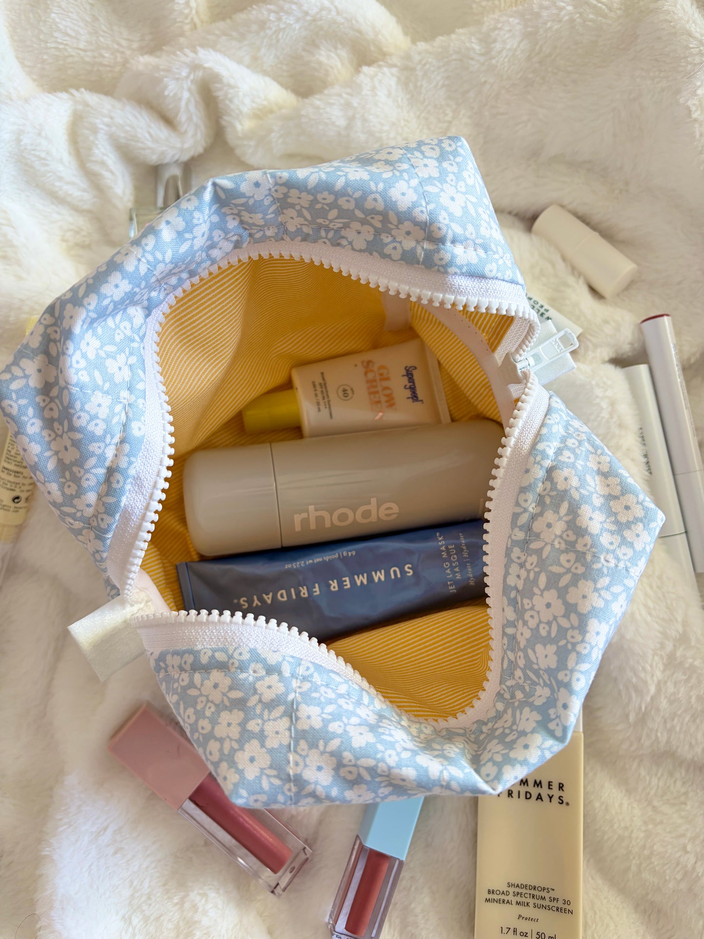 Penelope Medium Makeup Bag *limited-edition*