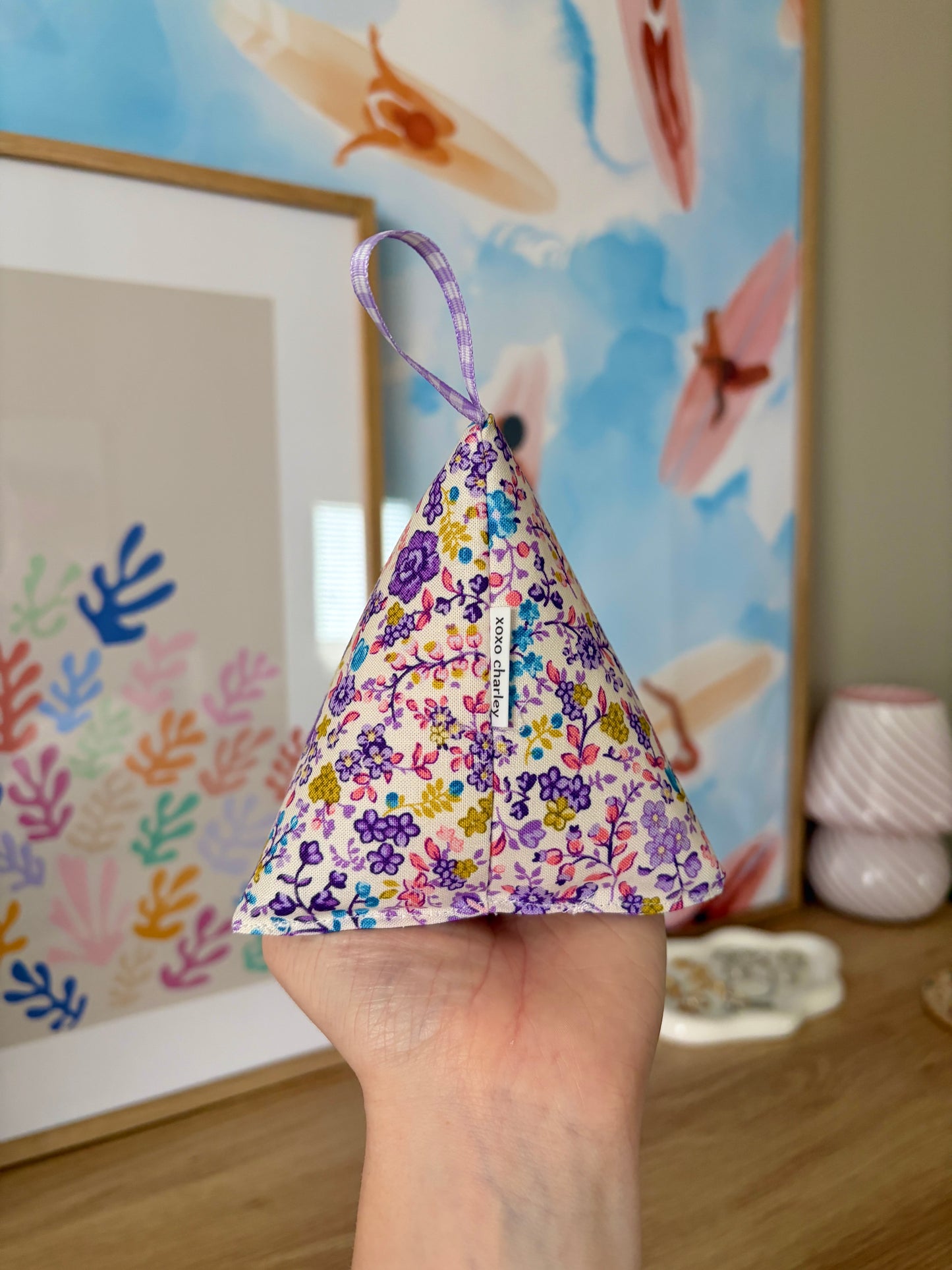 Ditsy Picnic Purple Pattern Weight