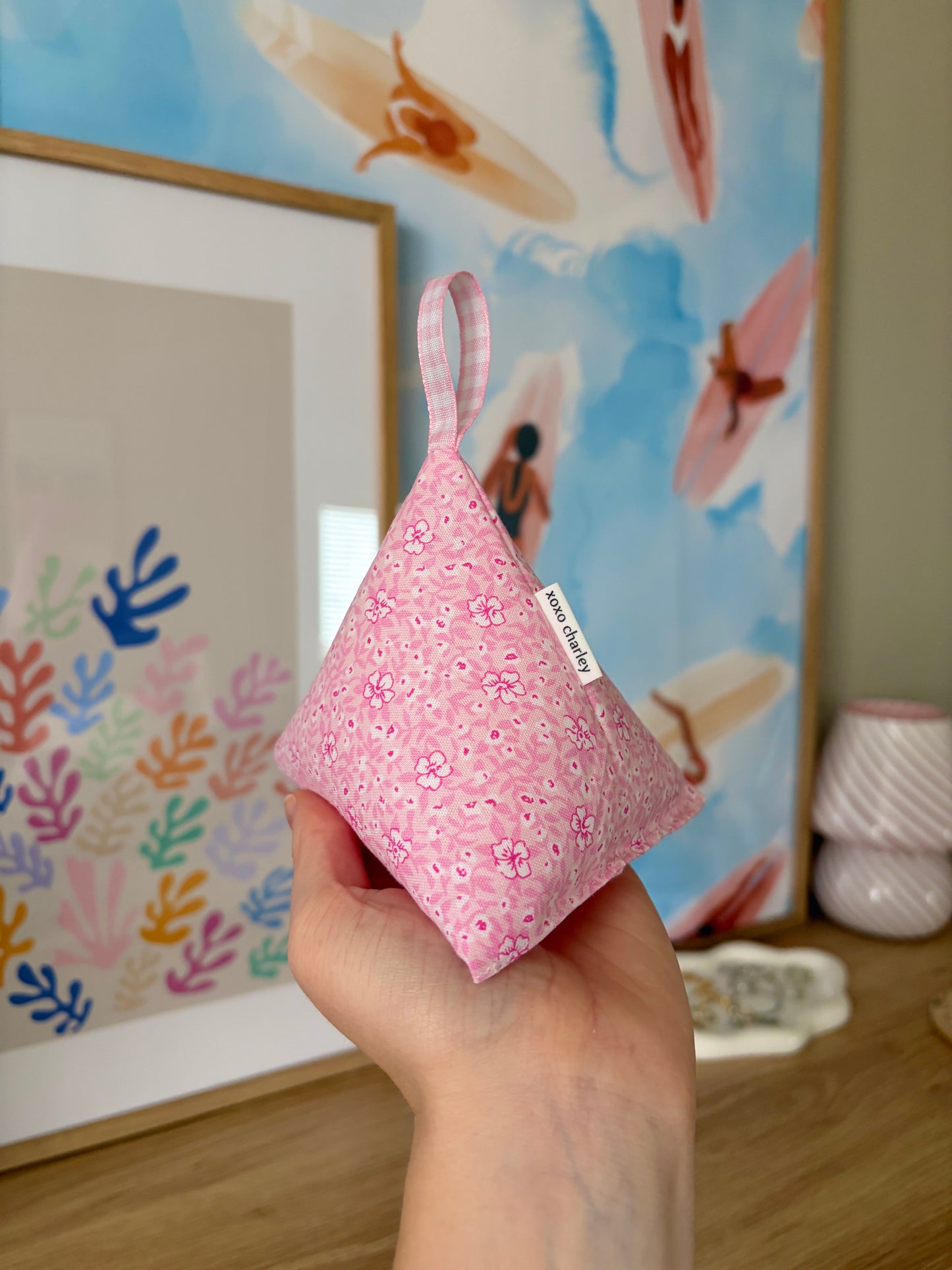 Pink Hawaiian Pattern Weight
