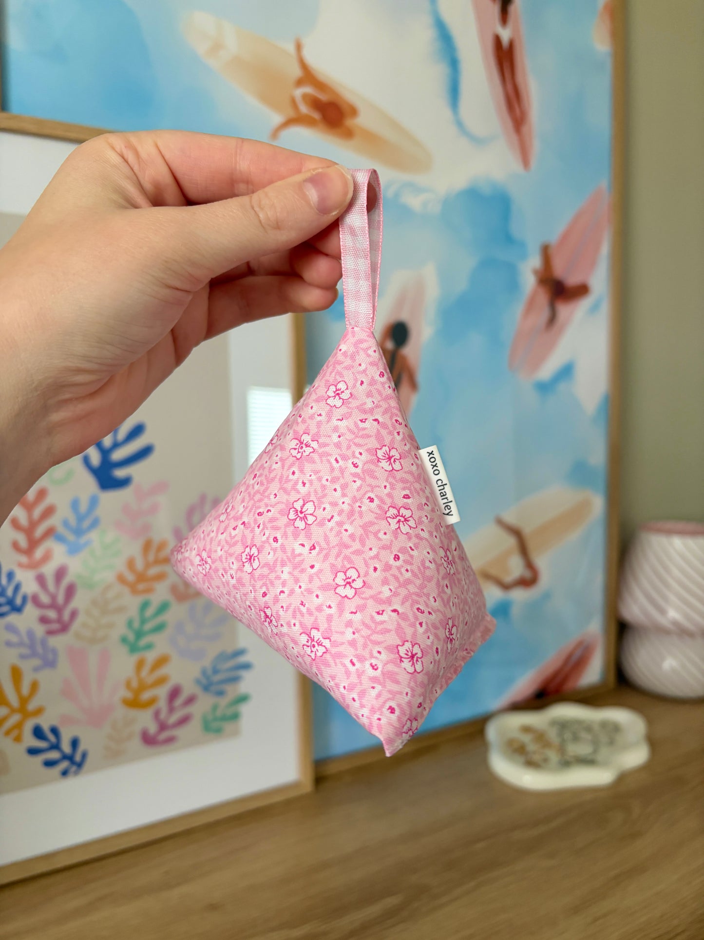 Pink Hawaiian Pattern Weight
