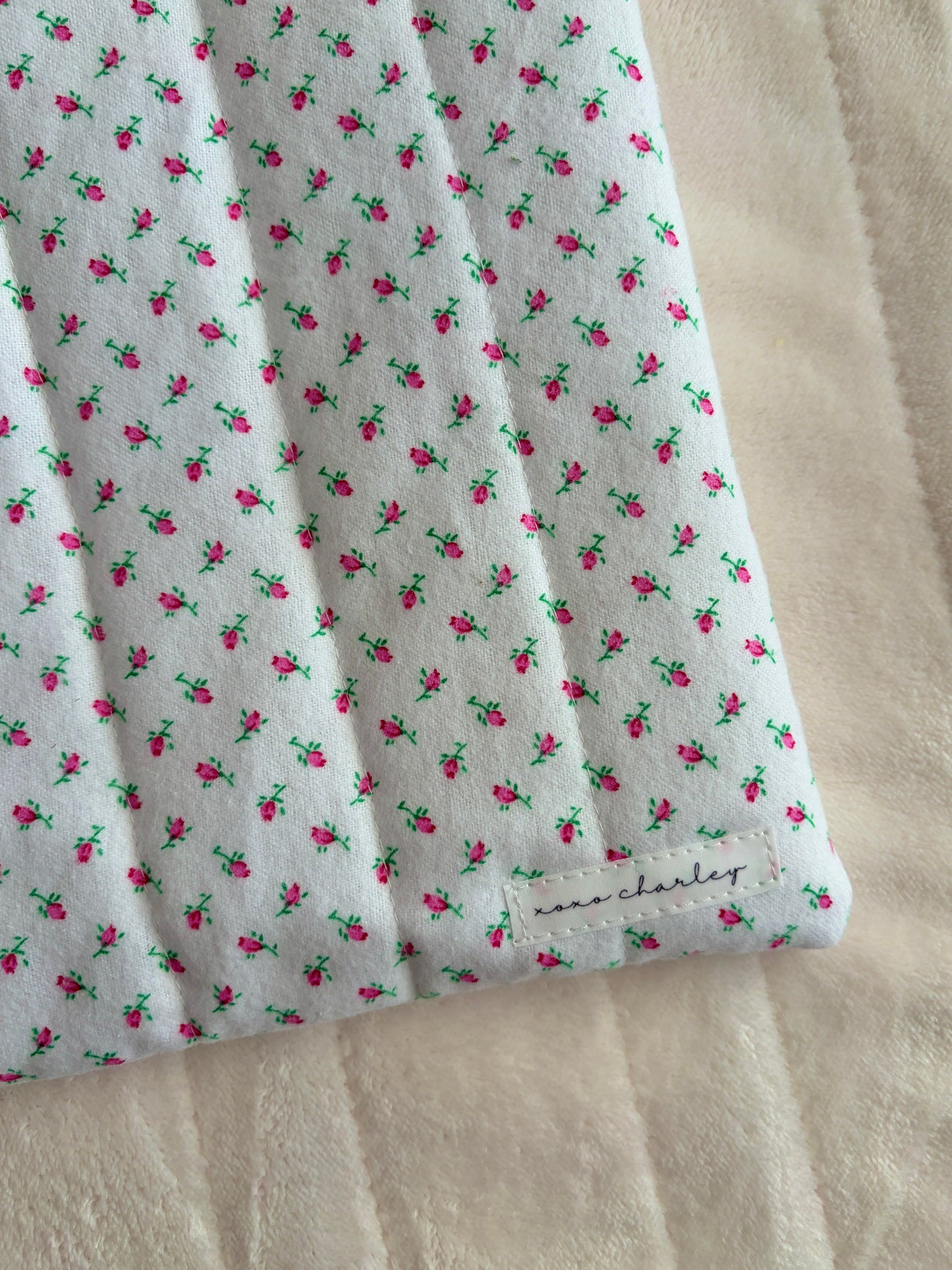 Mini Roses Laptop & Tablet Sleeve
