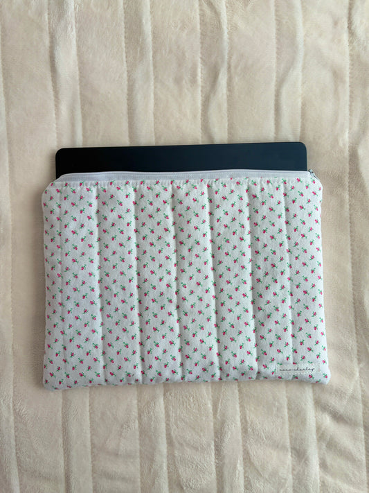 Mini Roses Laptop & Tablet Sleeve