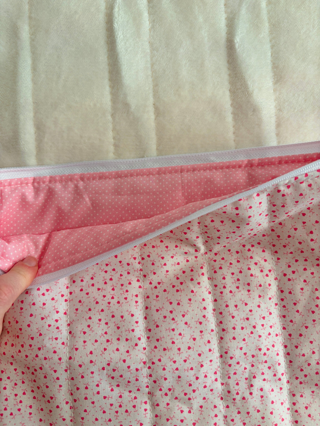 Tiny Pink Hearts Laptop & Tablet Sleeve