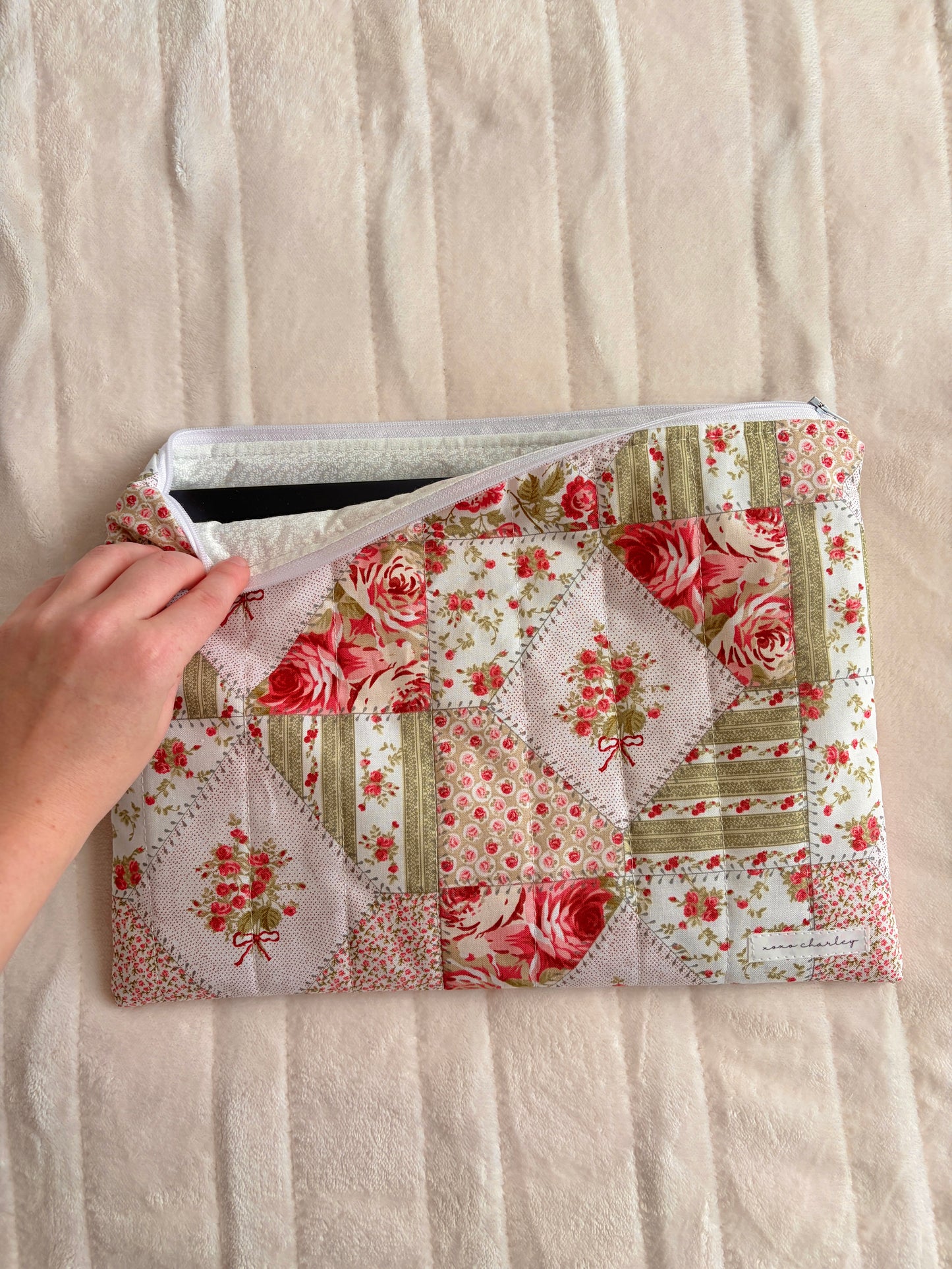 Rosette Laptop & Tablet Sleeve