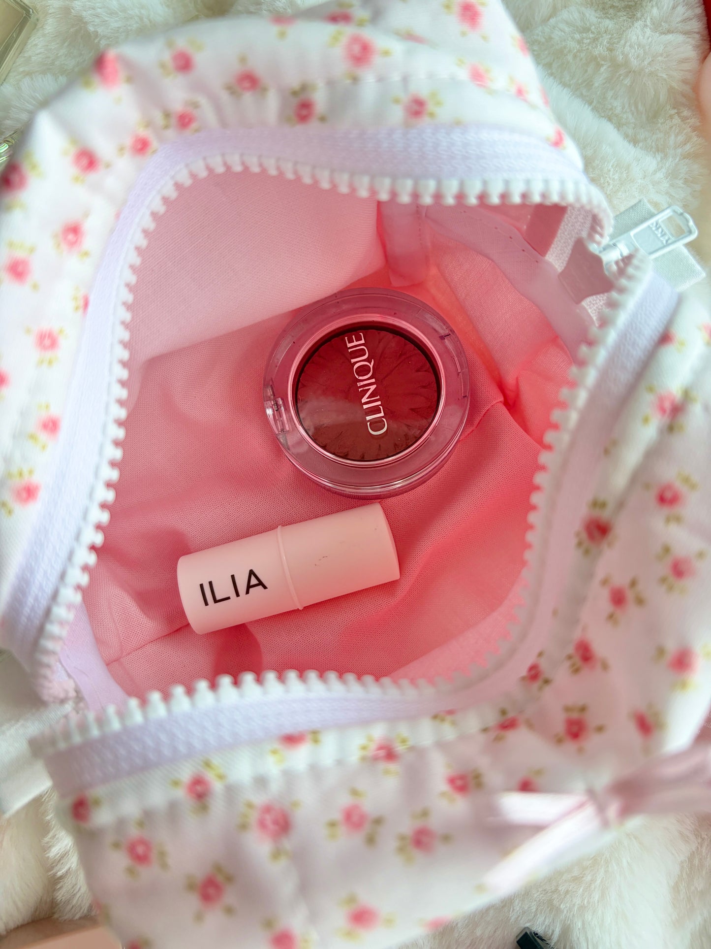 Mia Pink Mini Makeup Bag with Pink Bow *limited-edition*