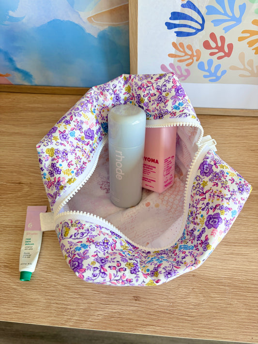 Ditsy Picnic Purple Large Makeup Bag