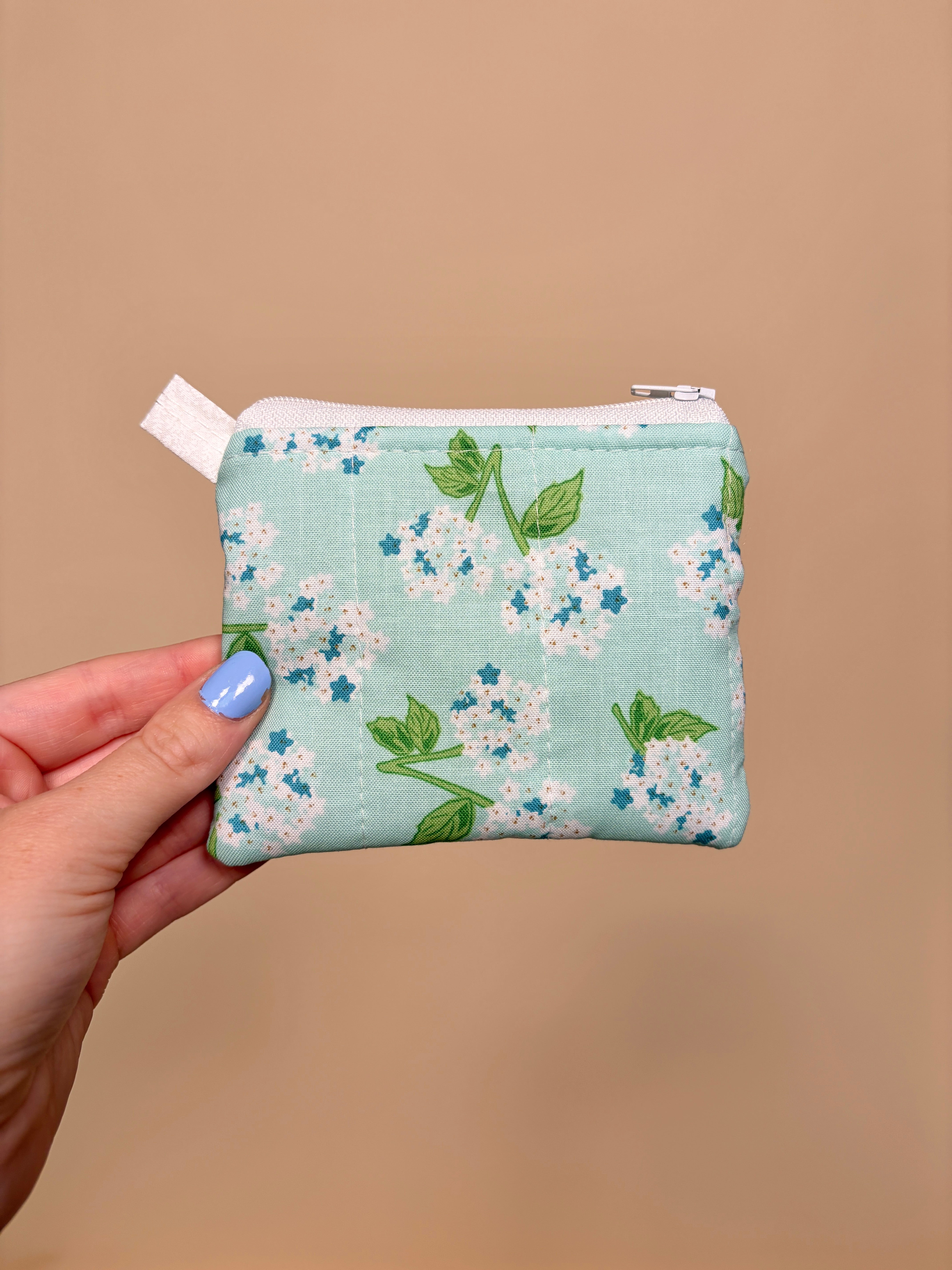 Costal Hydrangea Keychain Wallet *limited-edition* – Xoxo Charley