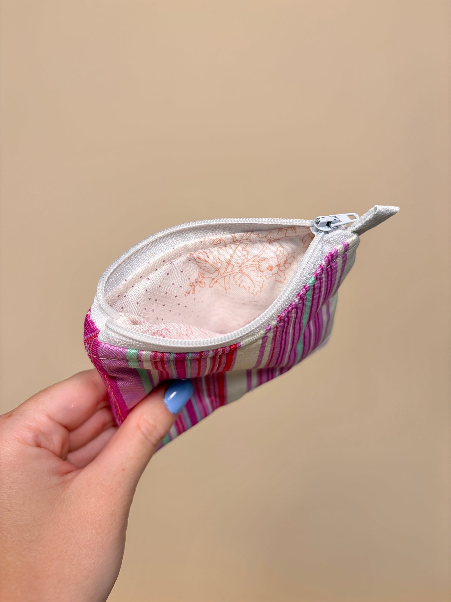 Wild Berry Keychain Wallet *limited-edition*