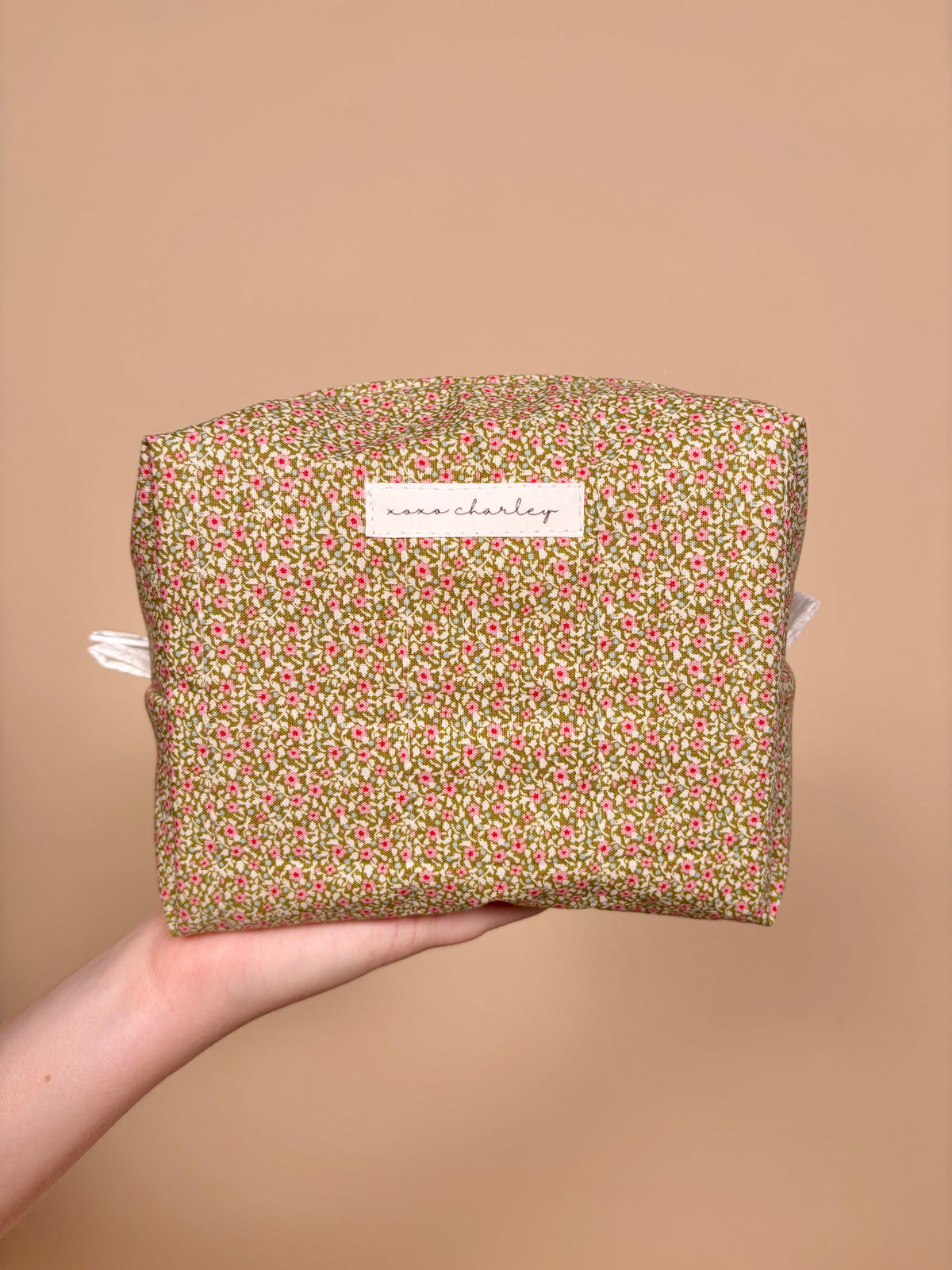 Clover Medium Makeup Bag *limited-edition*