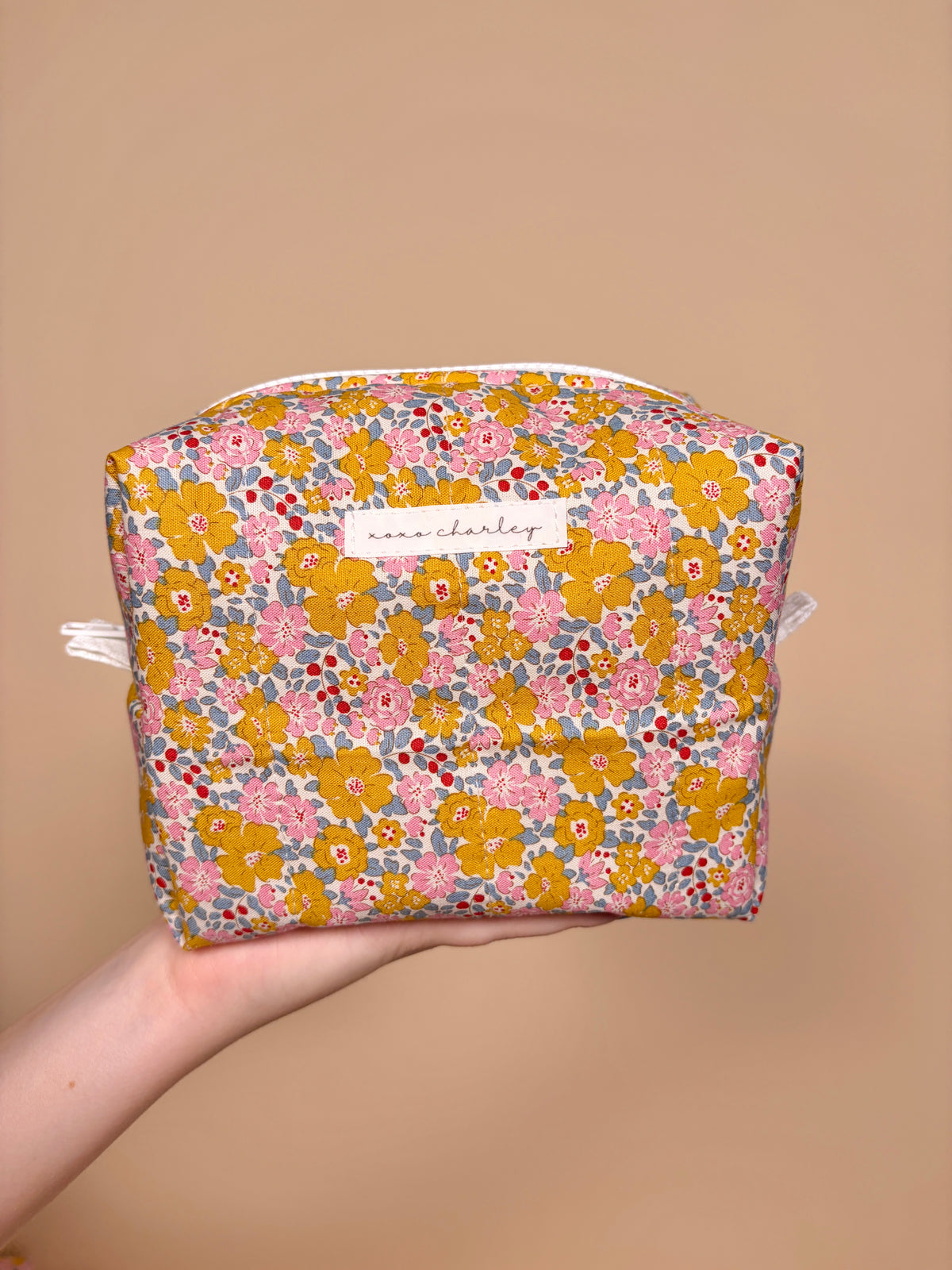 October Skies Medium Makeup Bag *limited-edition*