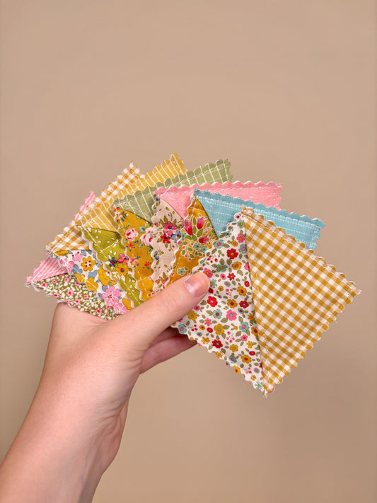 The Monthly Make 10 Mystery Fabric Corner Bookmark *limited-edition*
