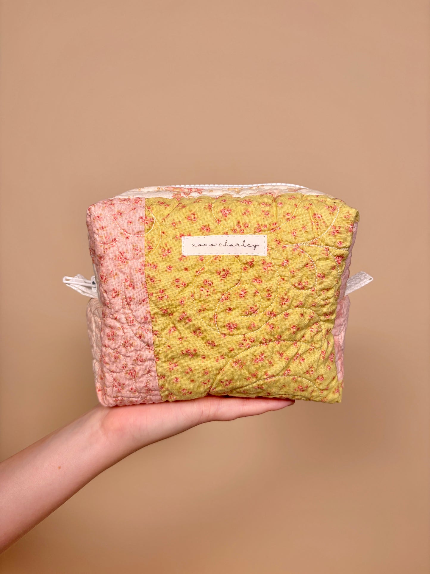 Selena Green Medium Makeup Bag #1 *limited-edition*