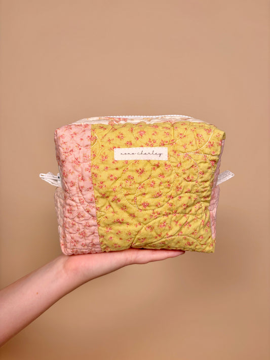 Selena Green Medium Makeup Bag #1 *limited-edition*