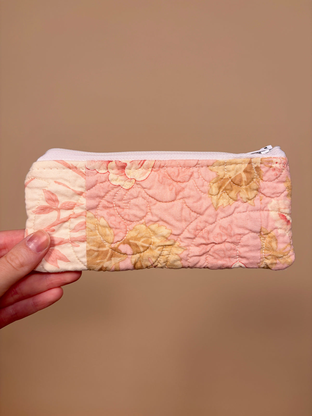 Selena Pink Pencil & Glasses Case #1 *limited-edition*