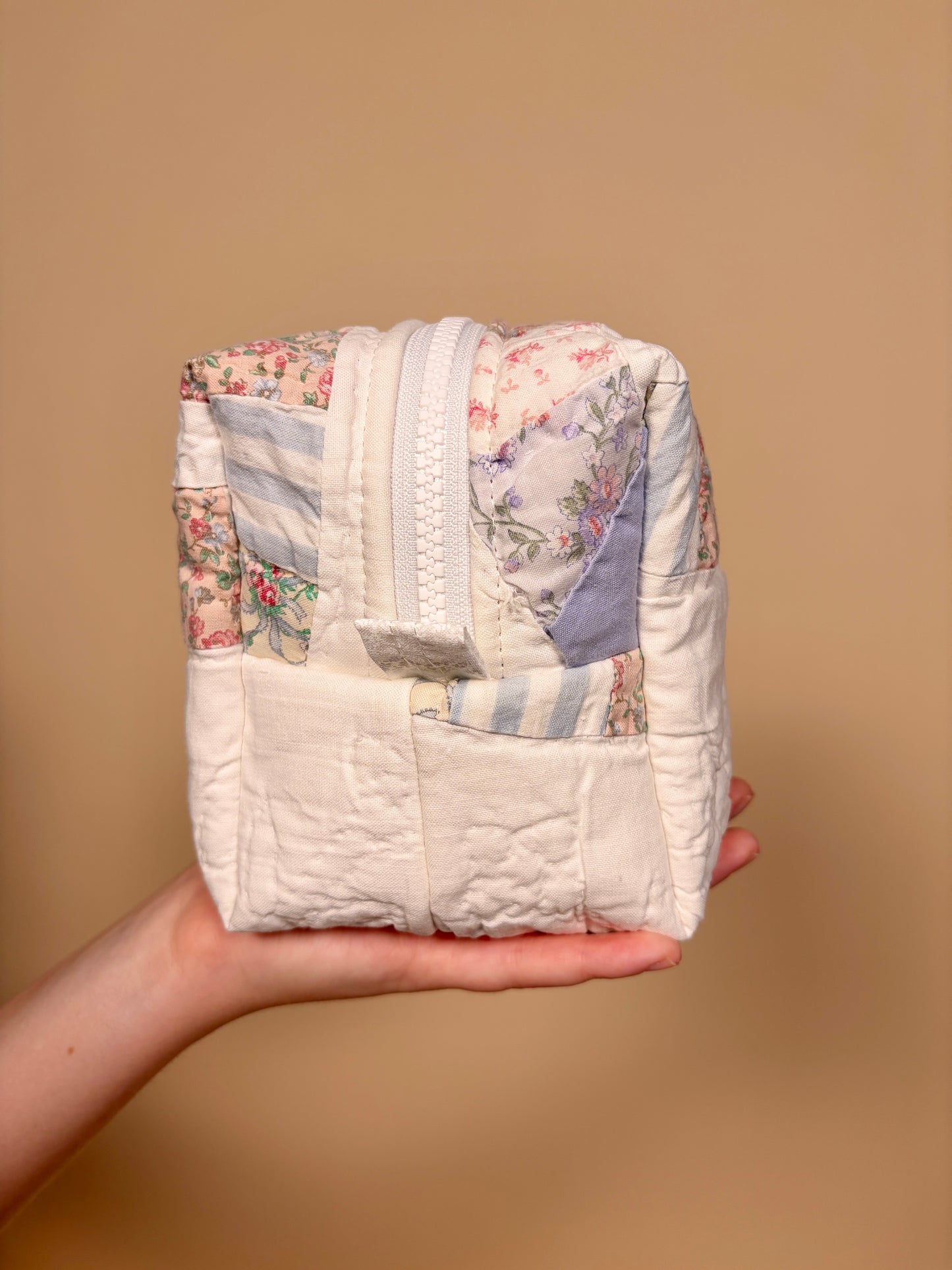 Annika Purple Medium Makeup Bag *limited-edition*