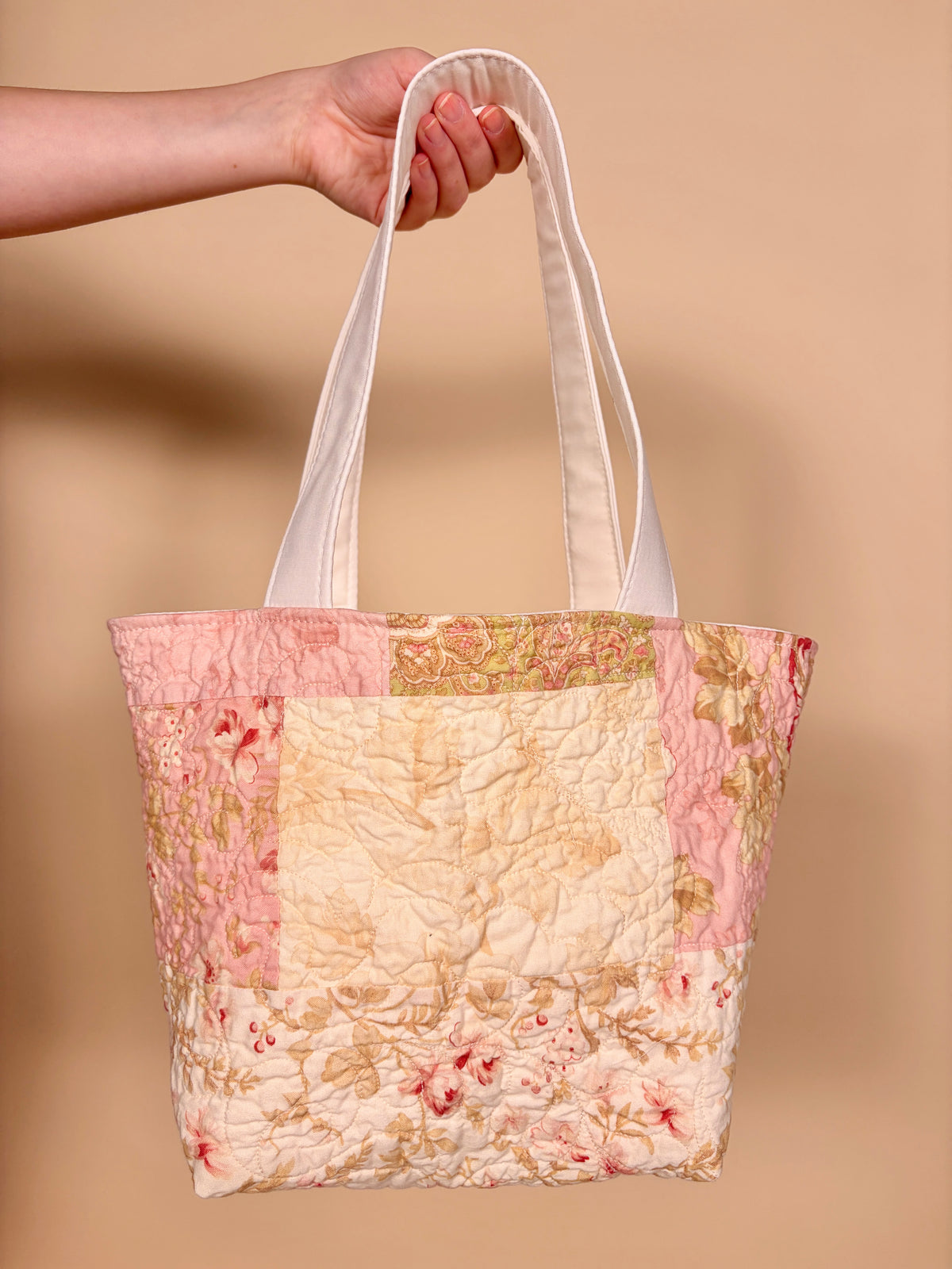 Selena White Mini Tote Bag *limited-edition*