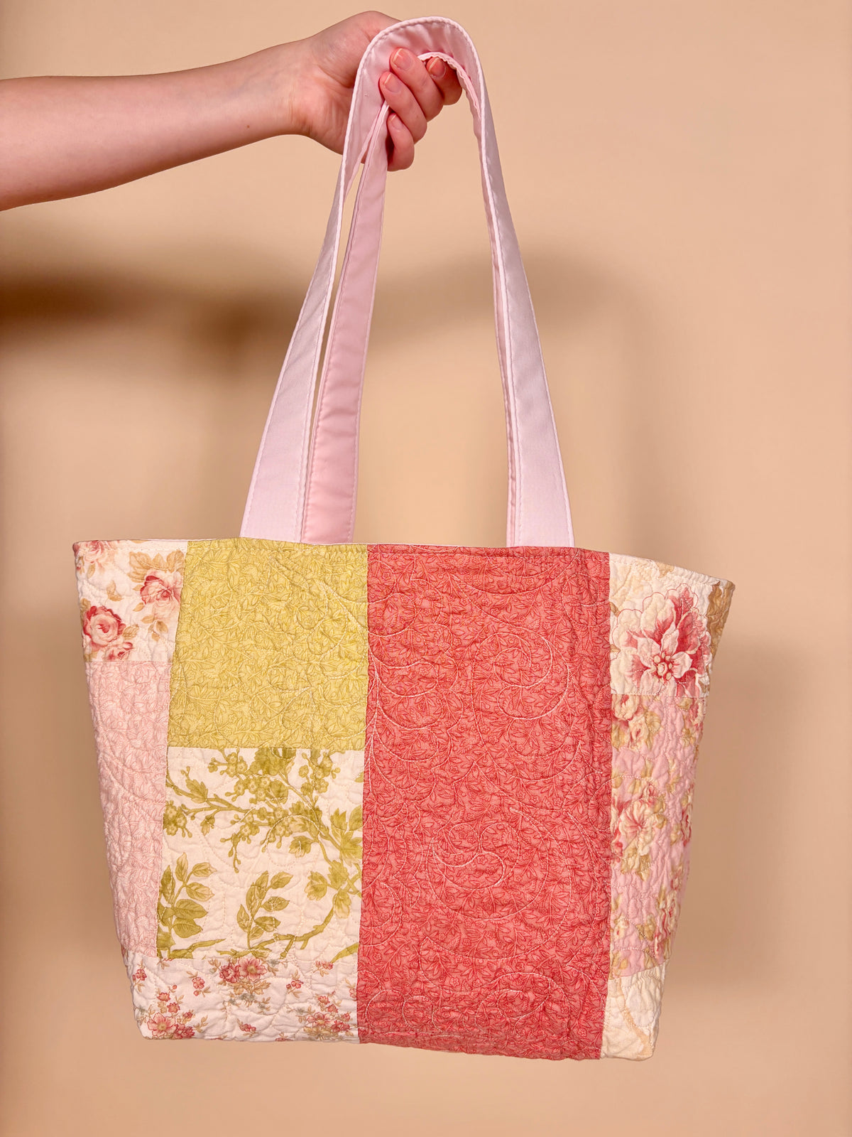 Selena Pink Large Tote Bag *limited-edition*