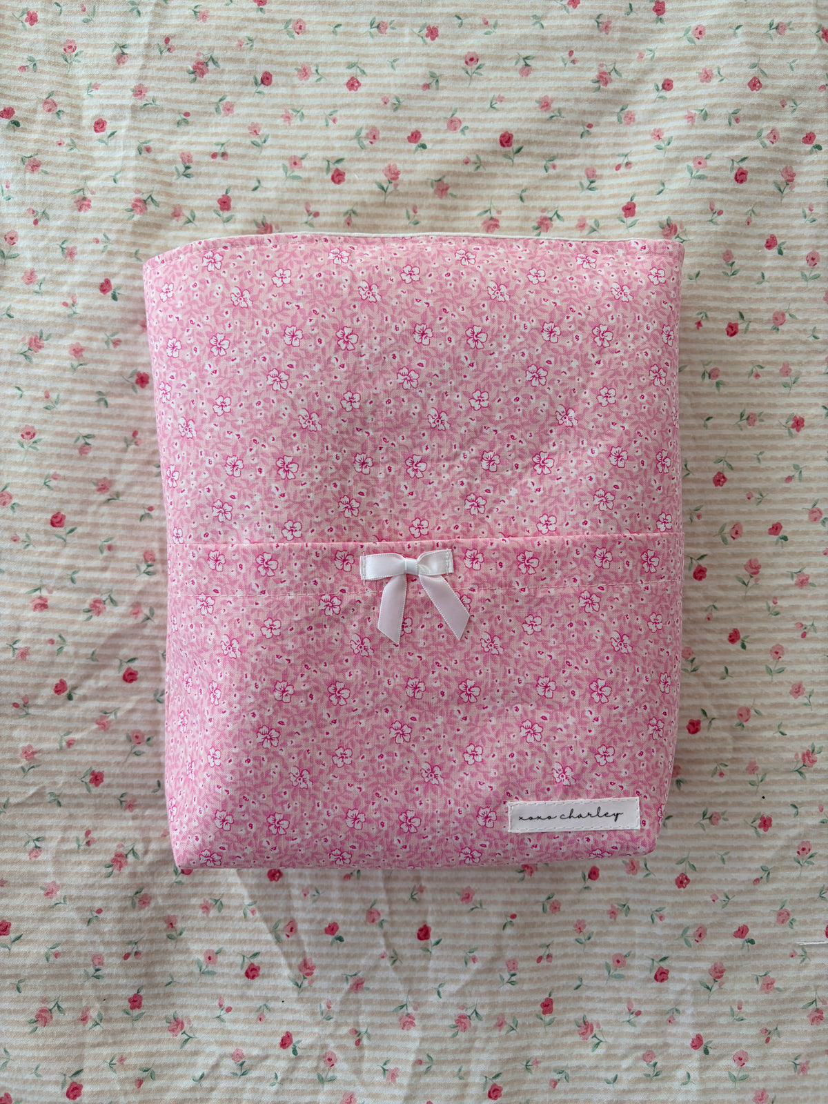 Pink Hawaiian Bible Sleeve