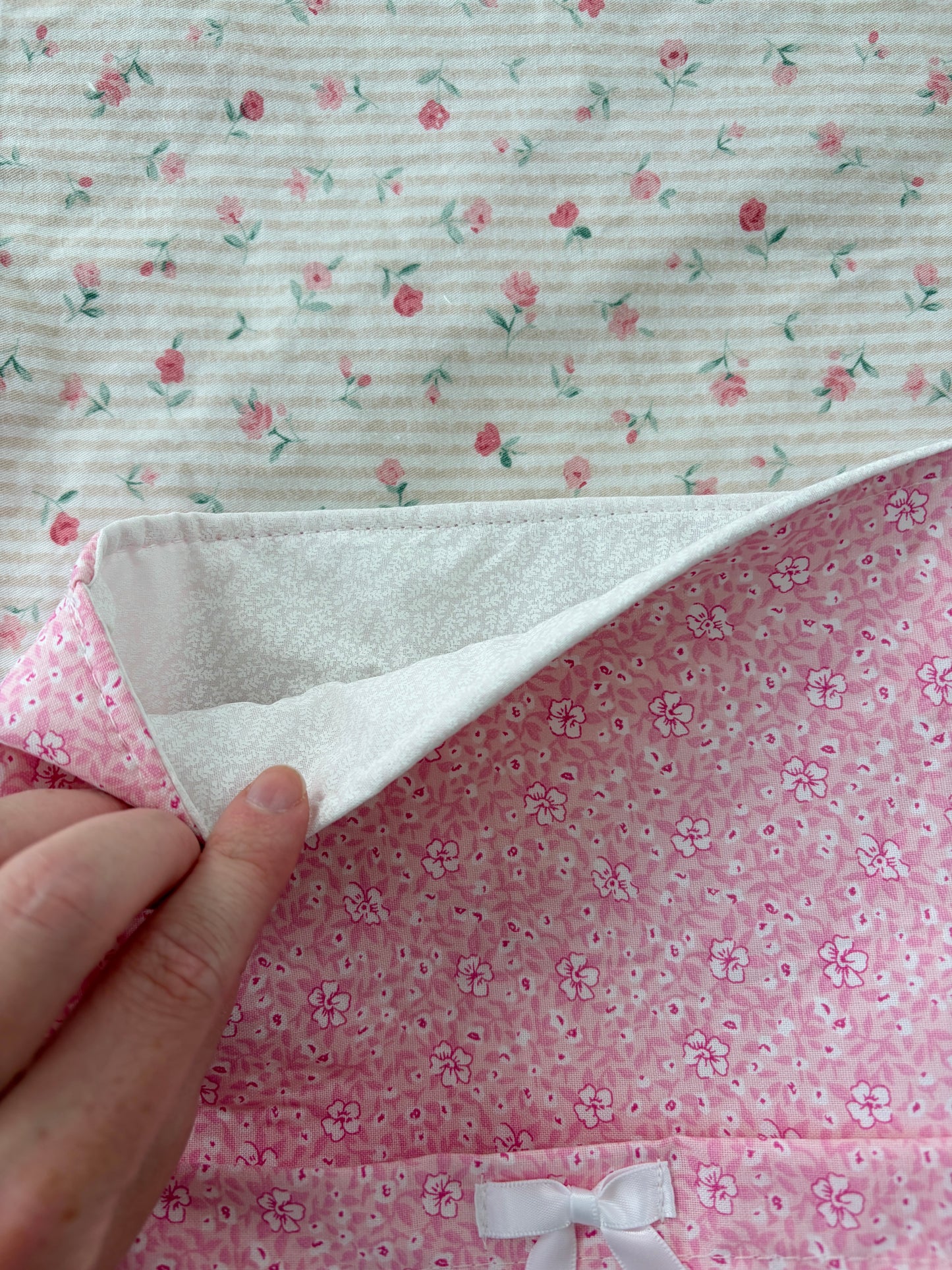 Pink Hawaiian Bible Sleeve