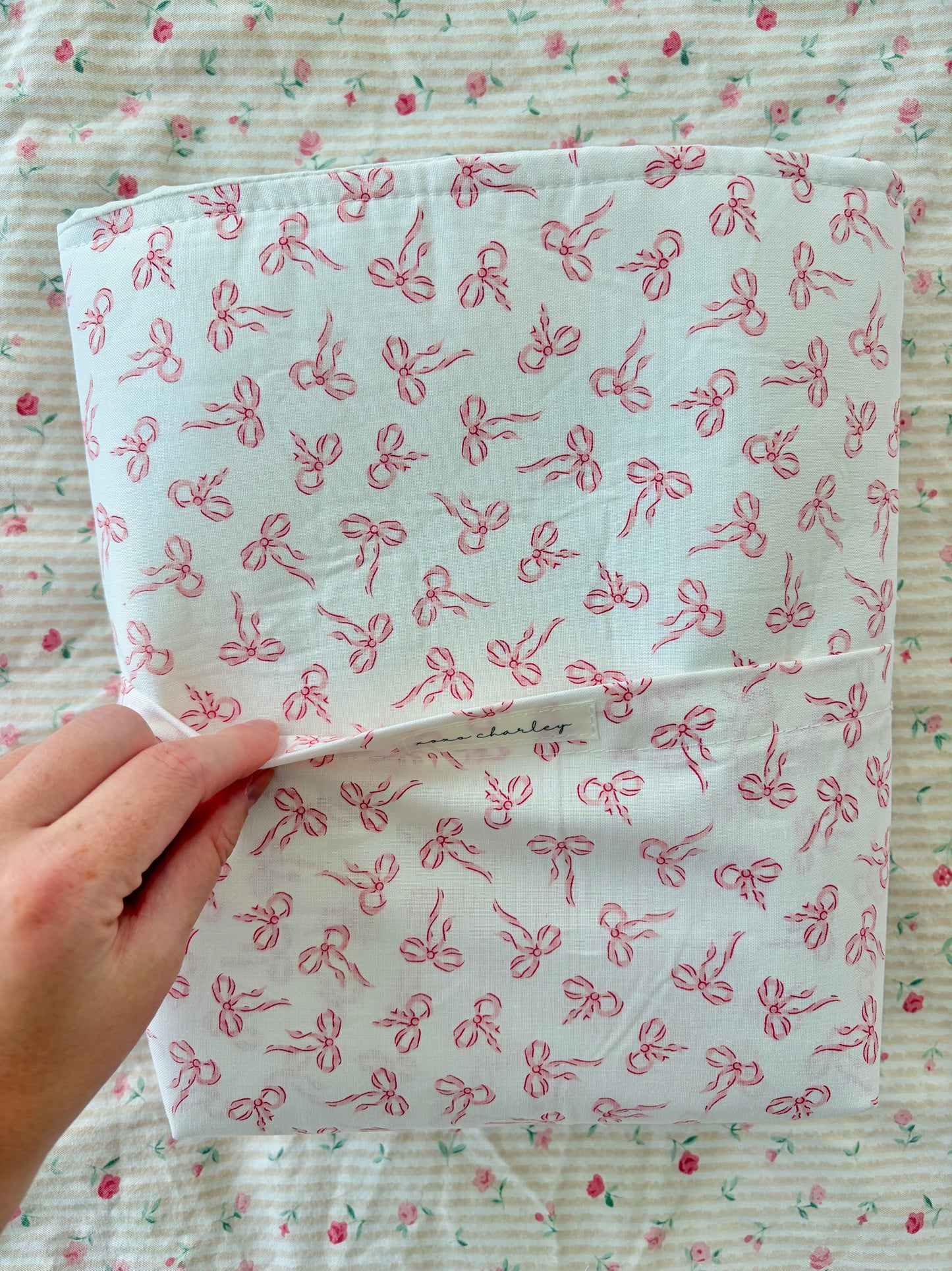 Mini Pink Bows Bible Sleeve