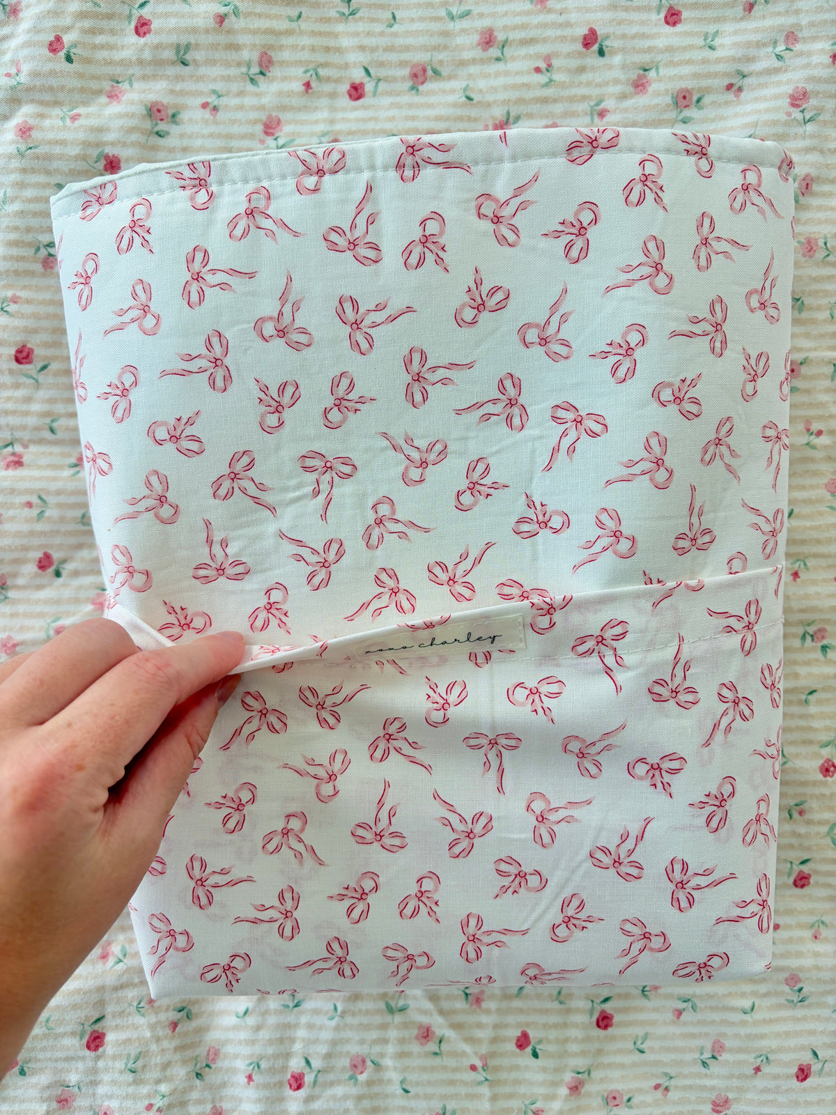 Mini Pink Bows Bible Sleeve